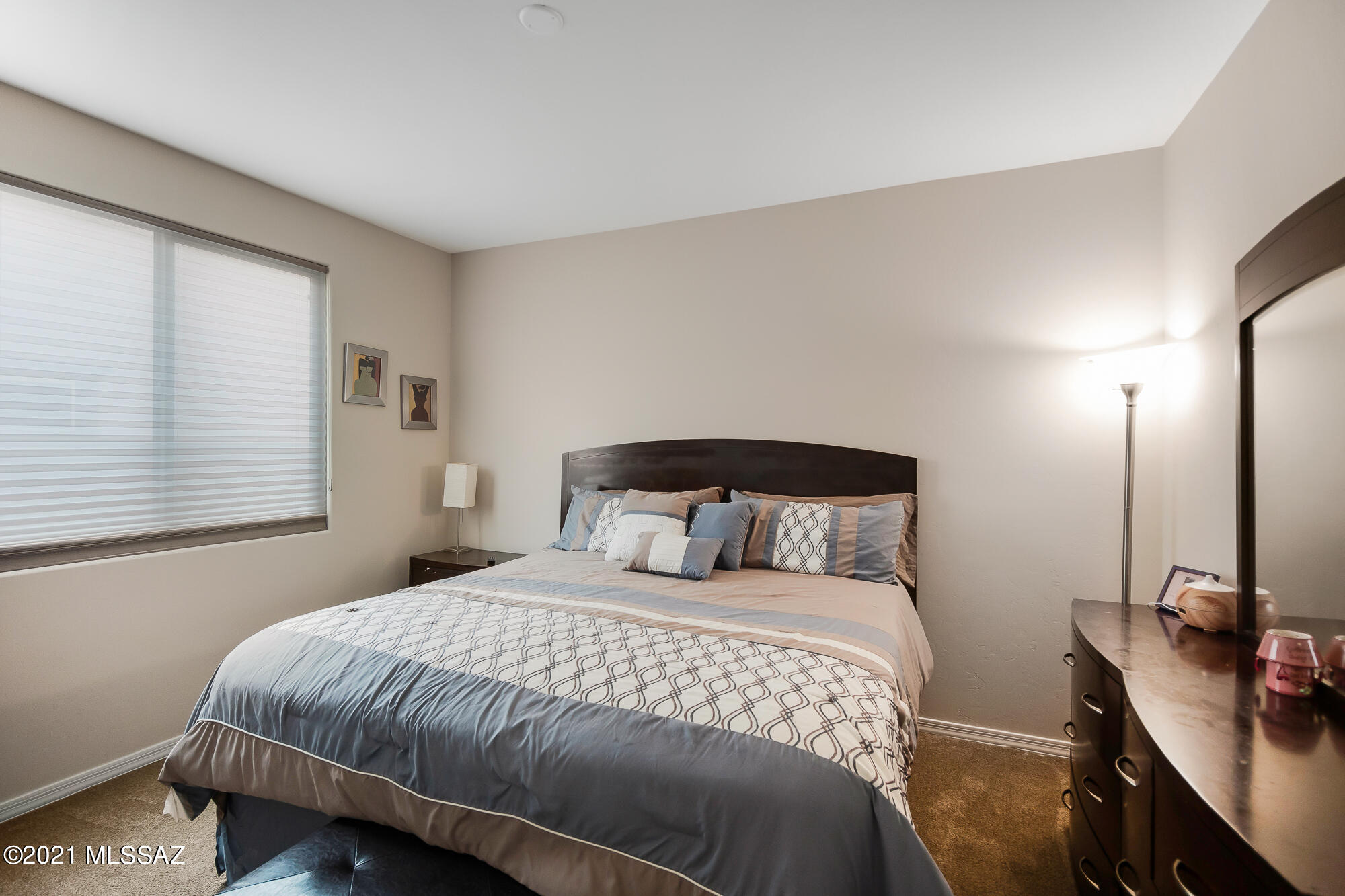 Camino De Oeste SQ20171600112 - Residential