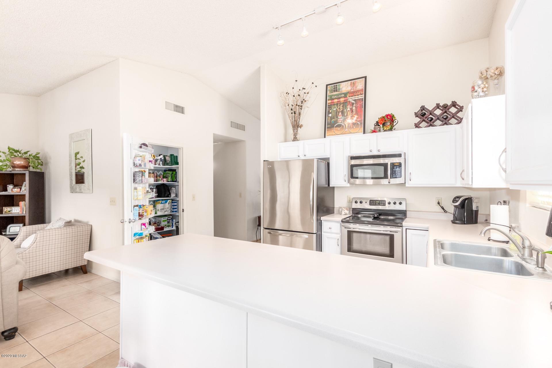 Fairway Groves (91-160) - Residential