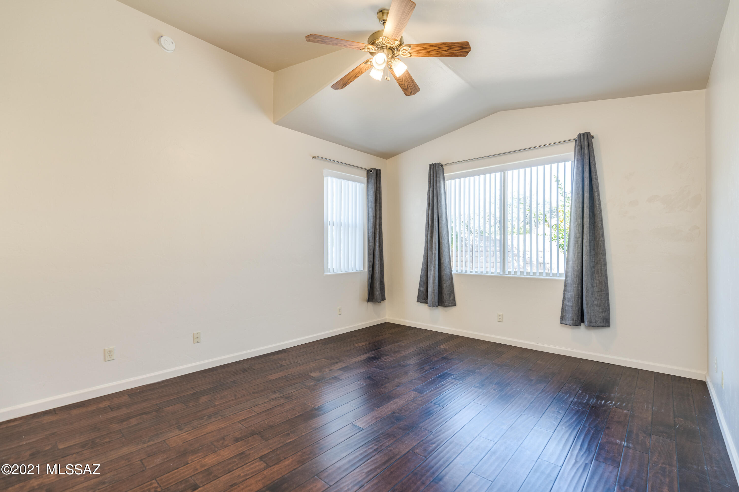 Sabino Hills (1-70) - Residential