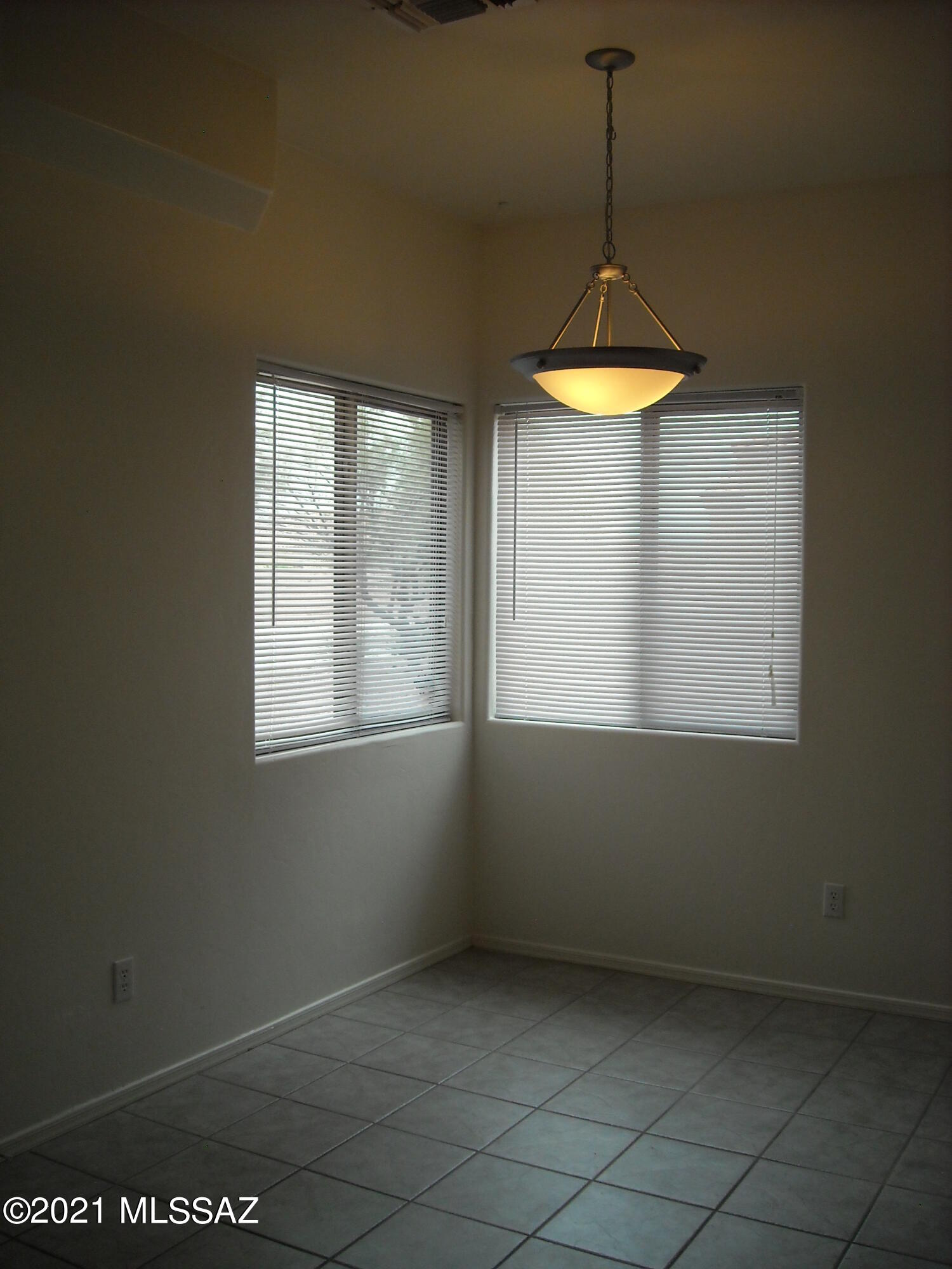 Camino Verde Estates (1-14) - Residential Lease
