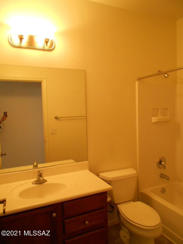 Camino Verde Estates (1-14) - Residential Lease