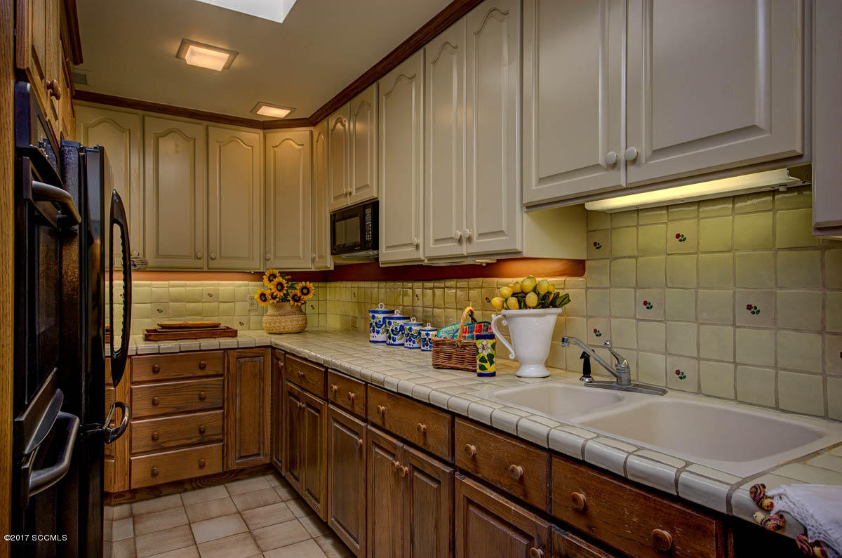 Fairway Villas (1-70) - Residential
