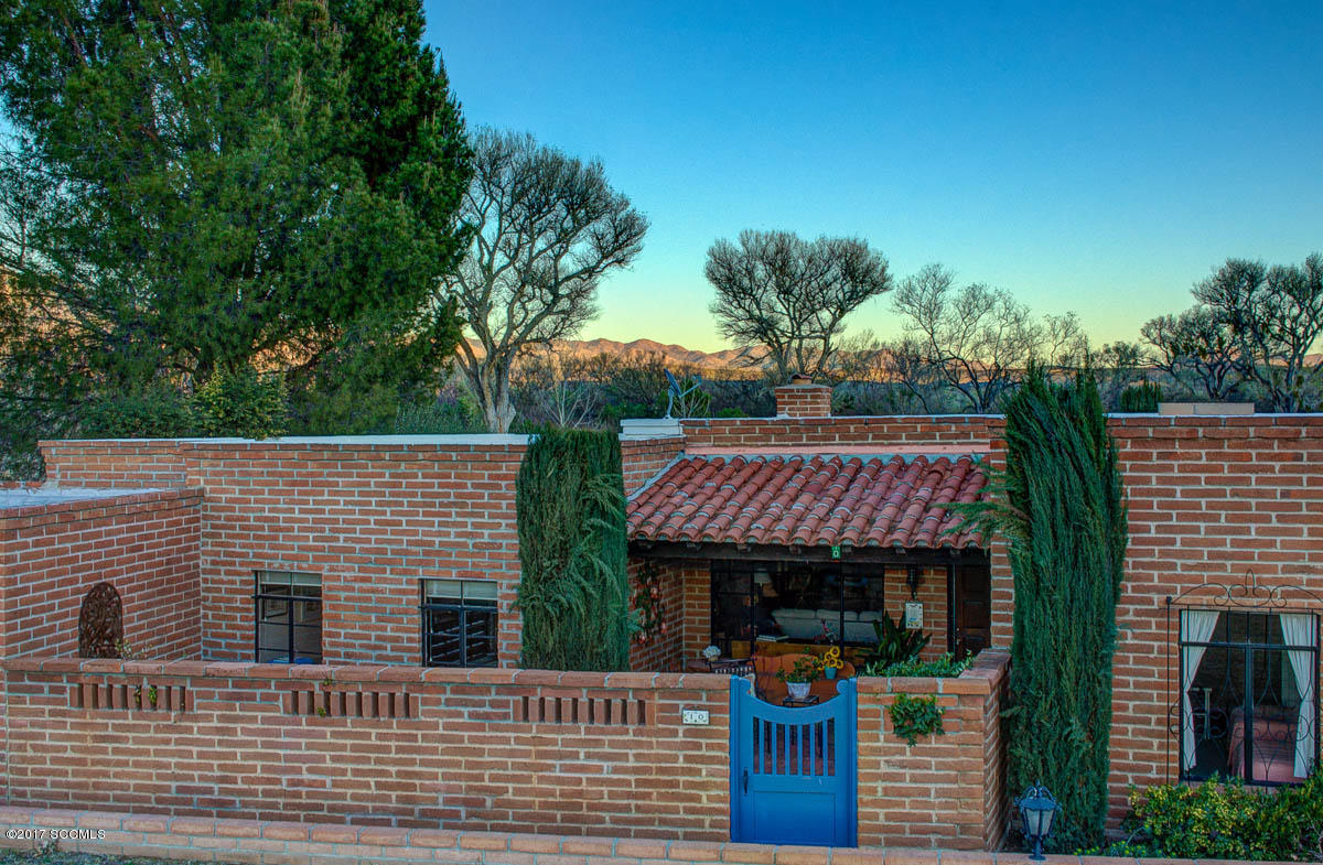 Fairway Villas (1-70) - Residential