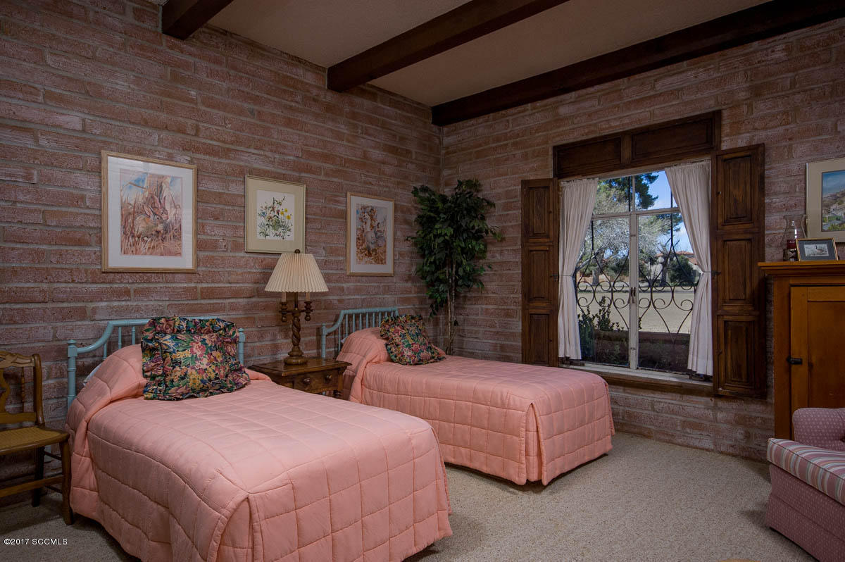 Fairway Villas (1-70) - Residential