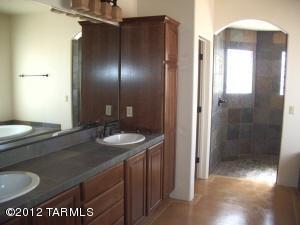 Pusch Ridge Vistas (1-31) - Residential Lease