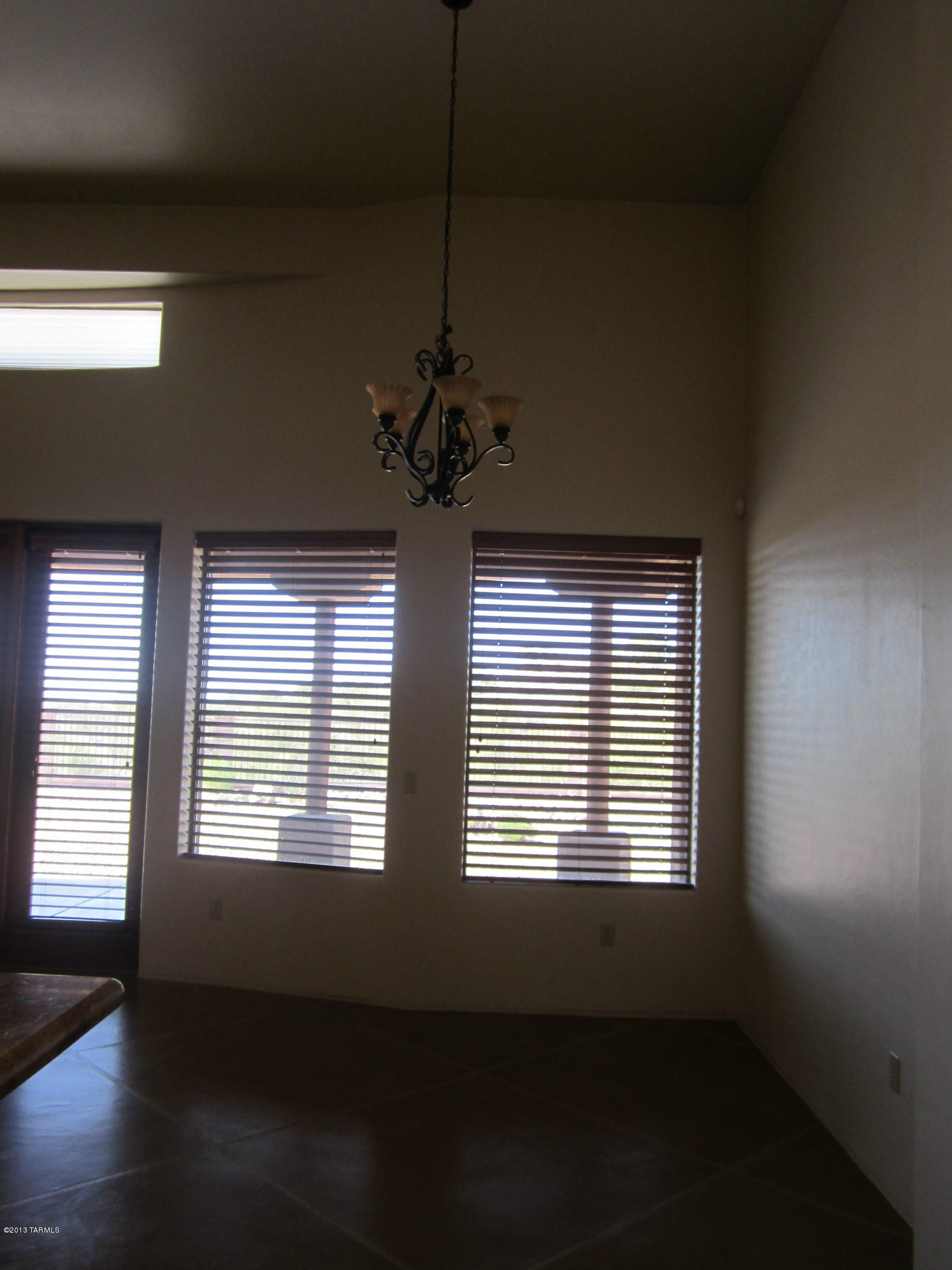 Pusch Ridge Vistas (1-31) - Residential Lease