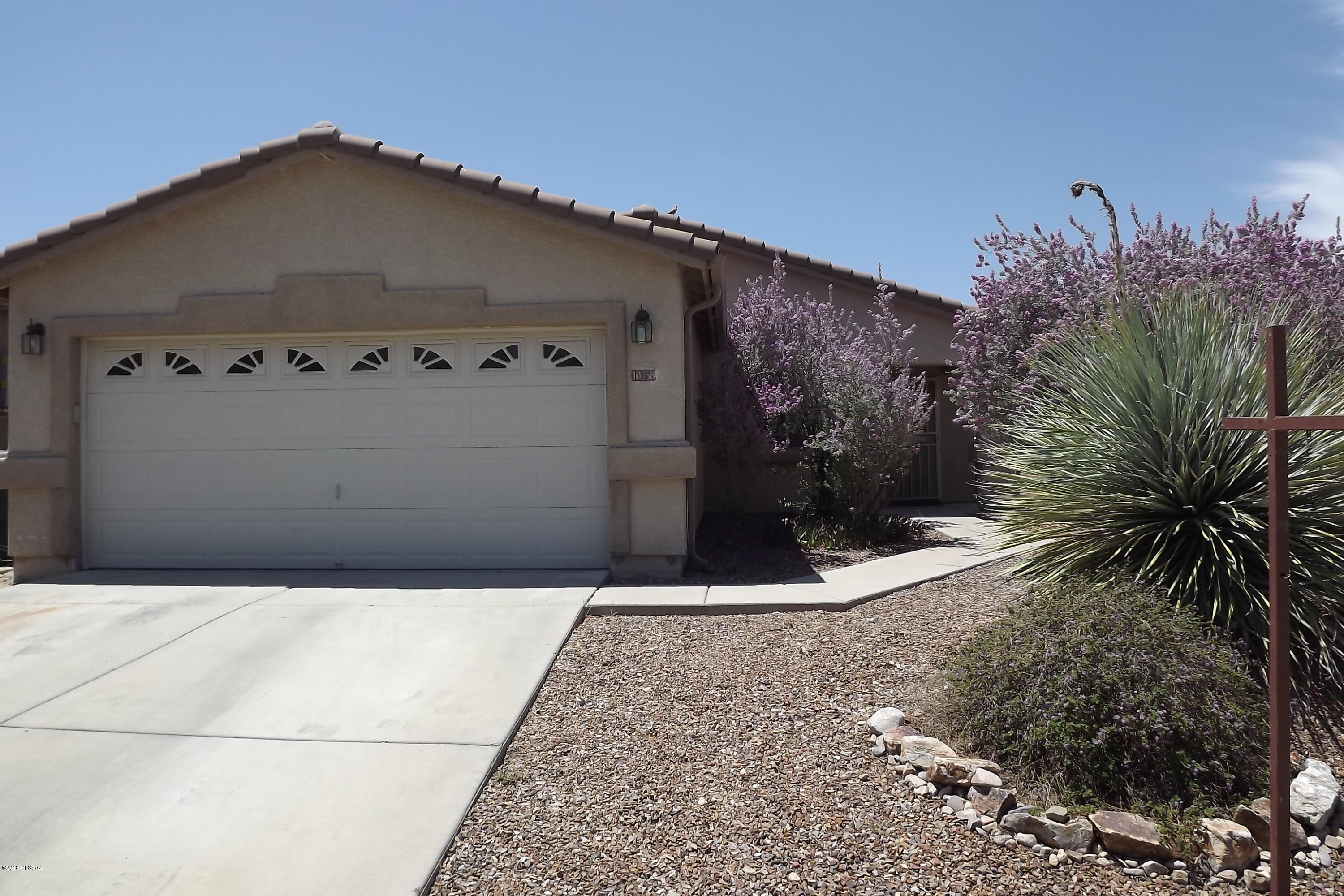 Nice 3 bedroom 2 bath home. Great location. Freshly painted outside.