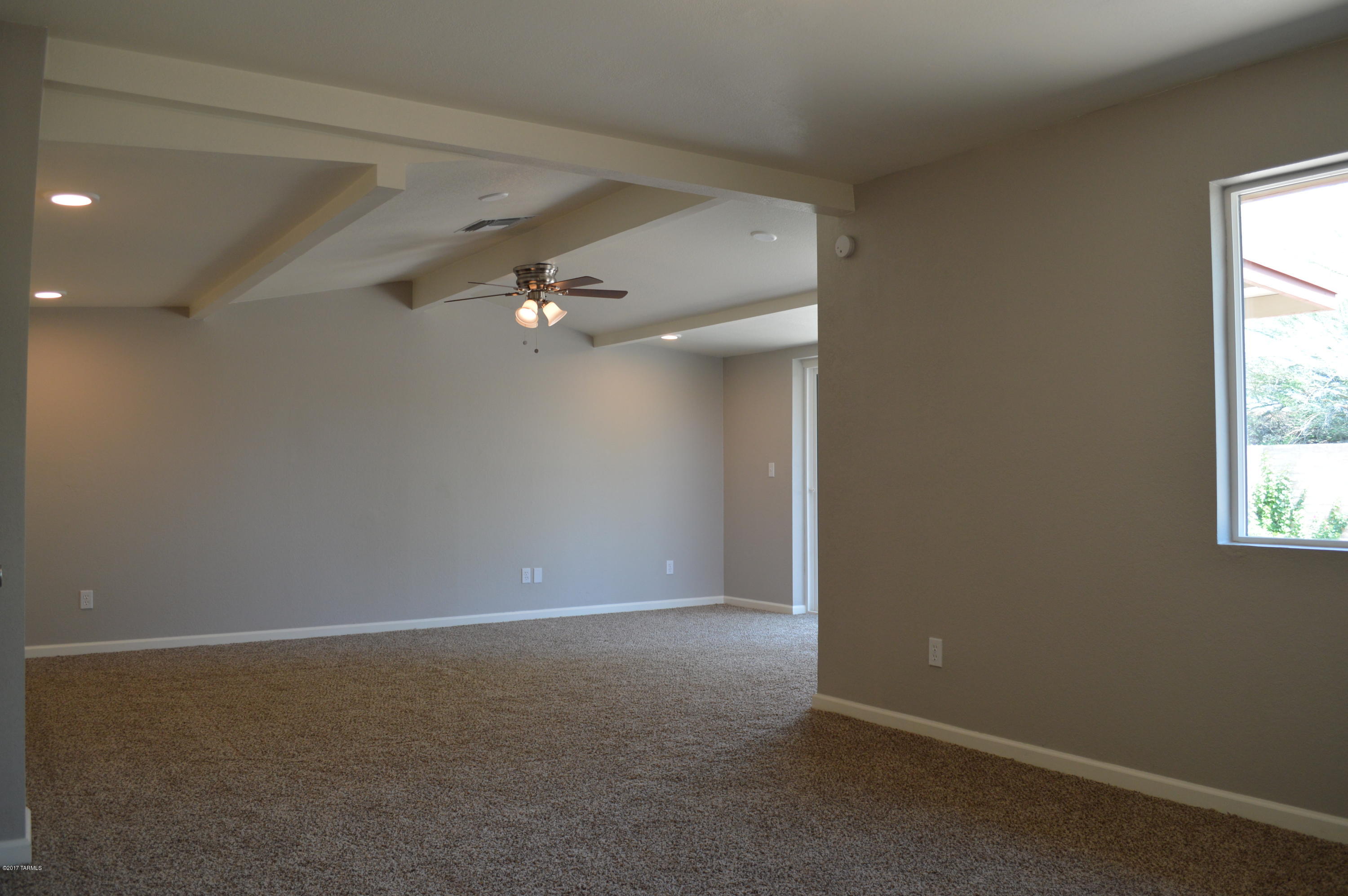 Lincoln Ridge (1-207) - Residential
