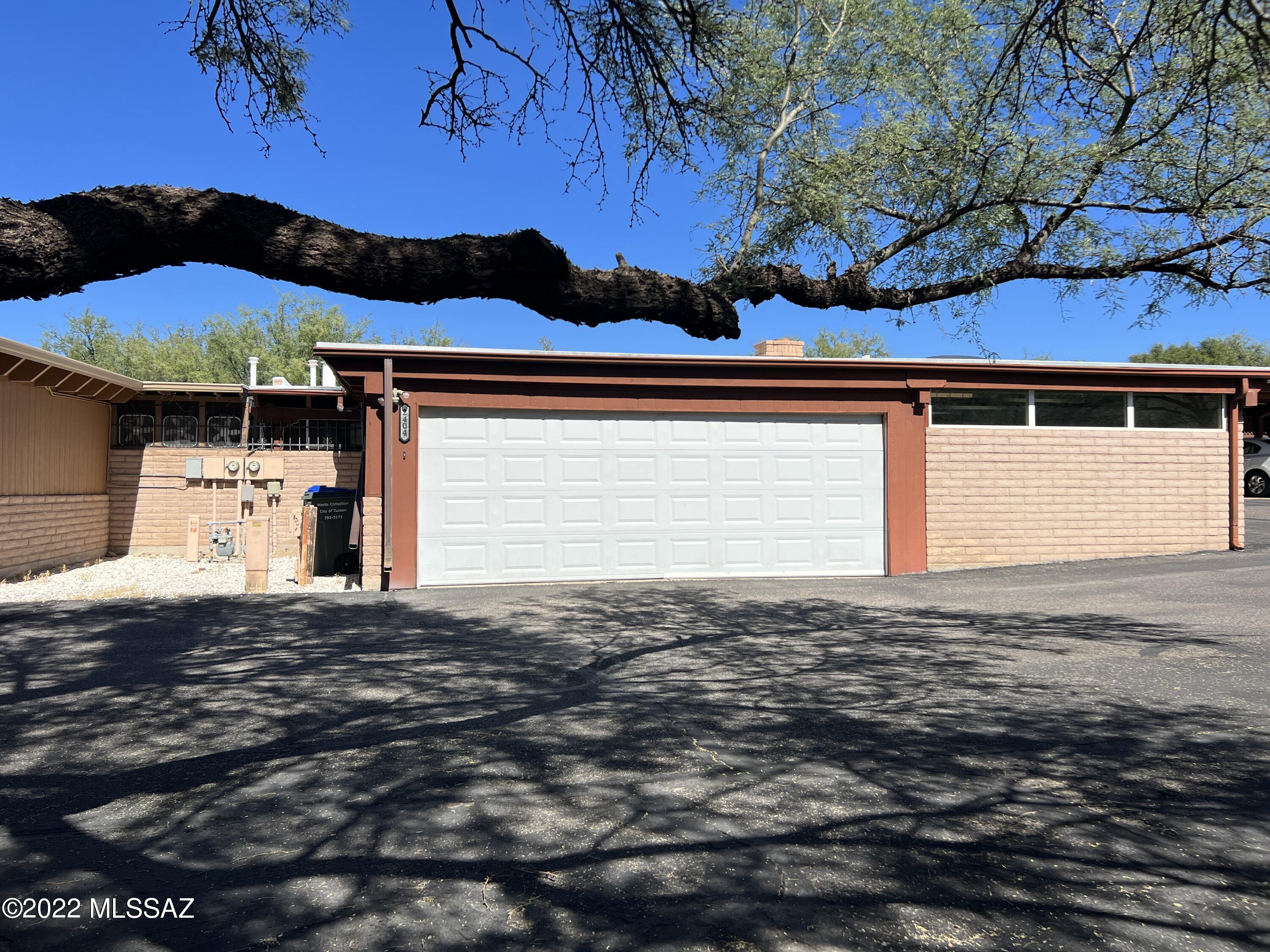 Woodland Hills - Residential