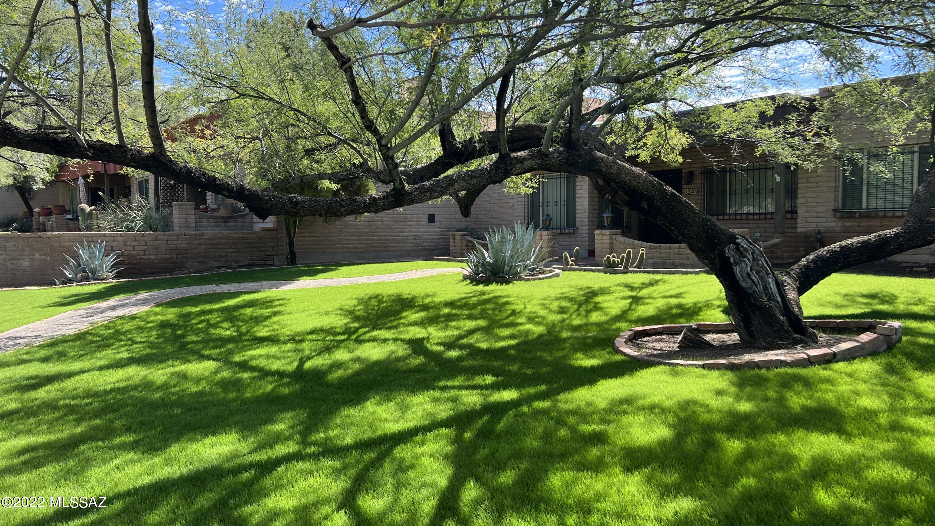 Woodland Hills - Residential