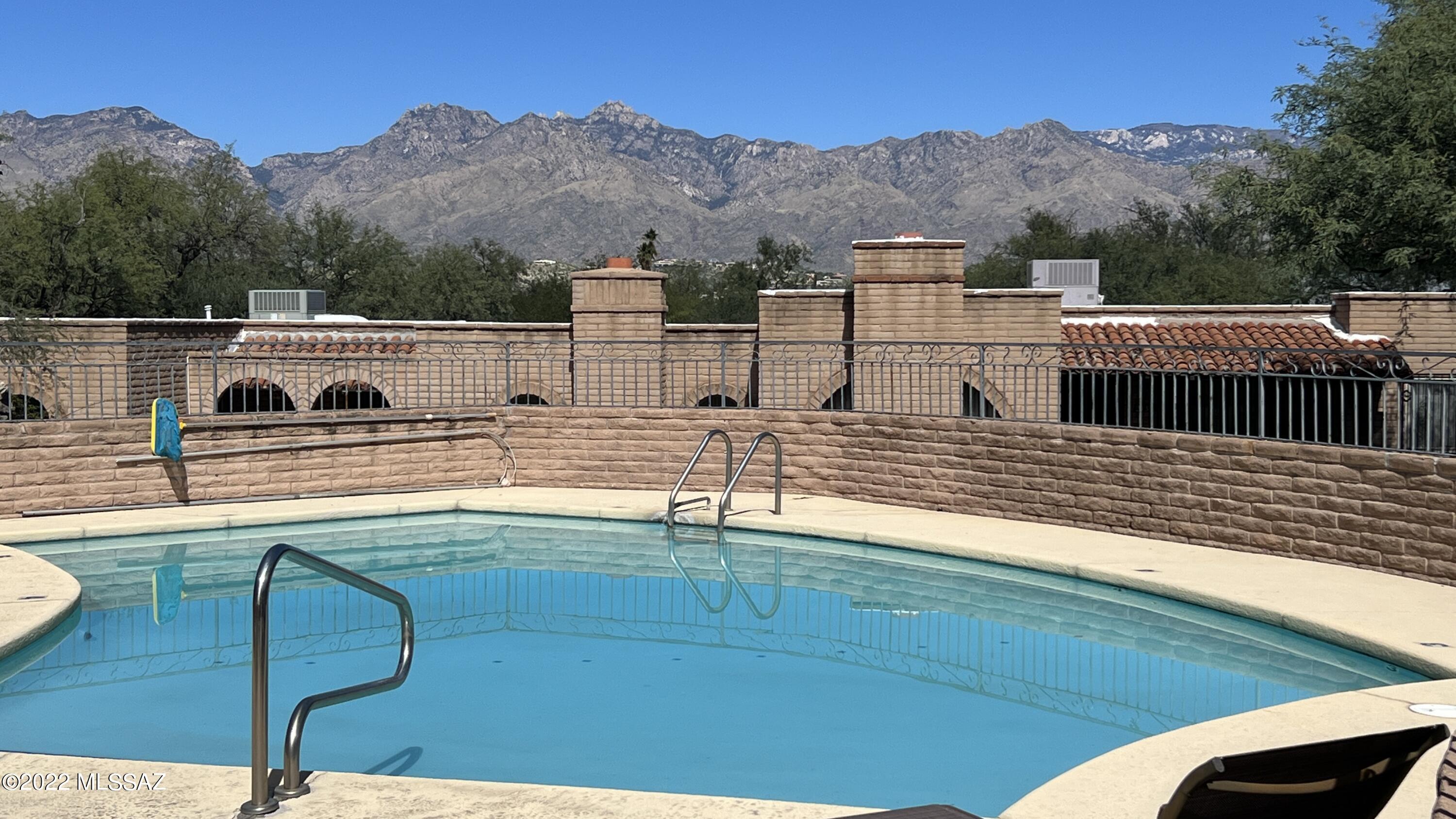 Woodland Hills - Residential