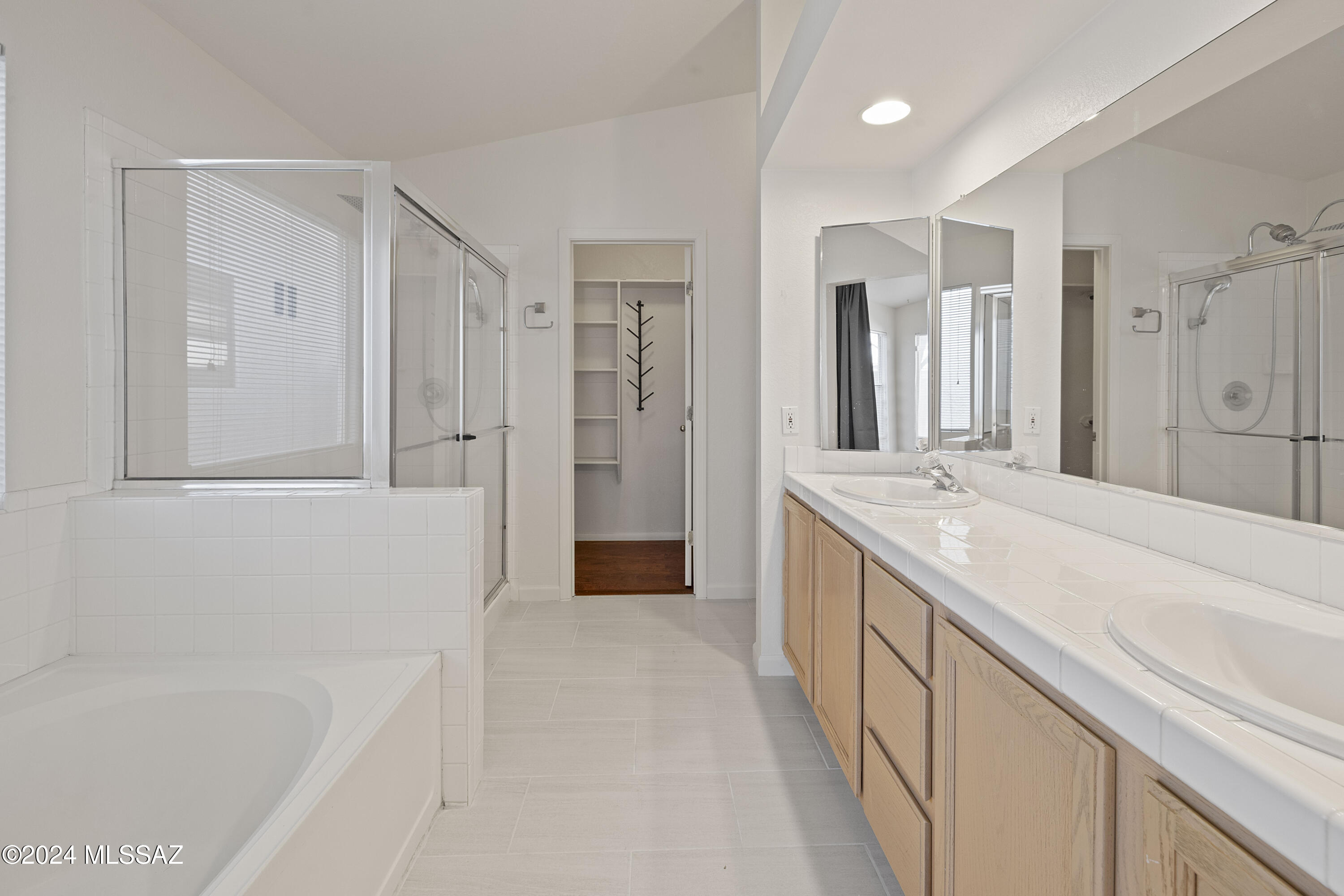 Silver Pass (1-276) - Residential