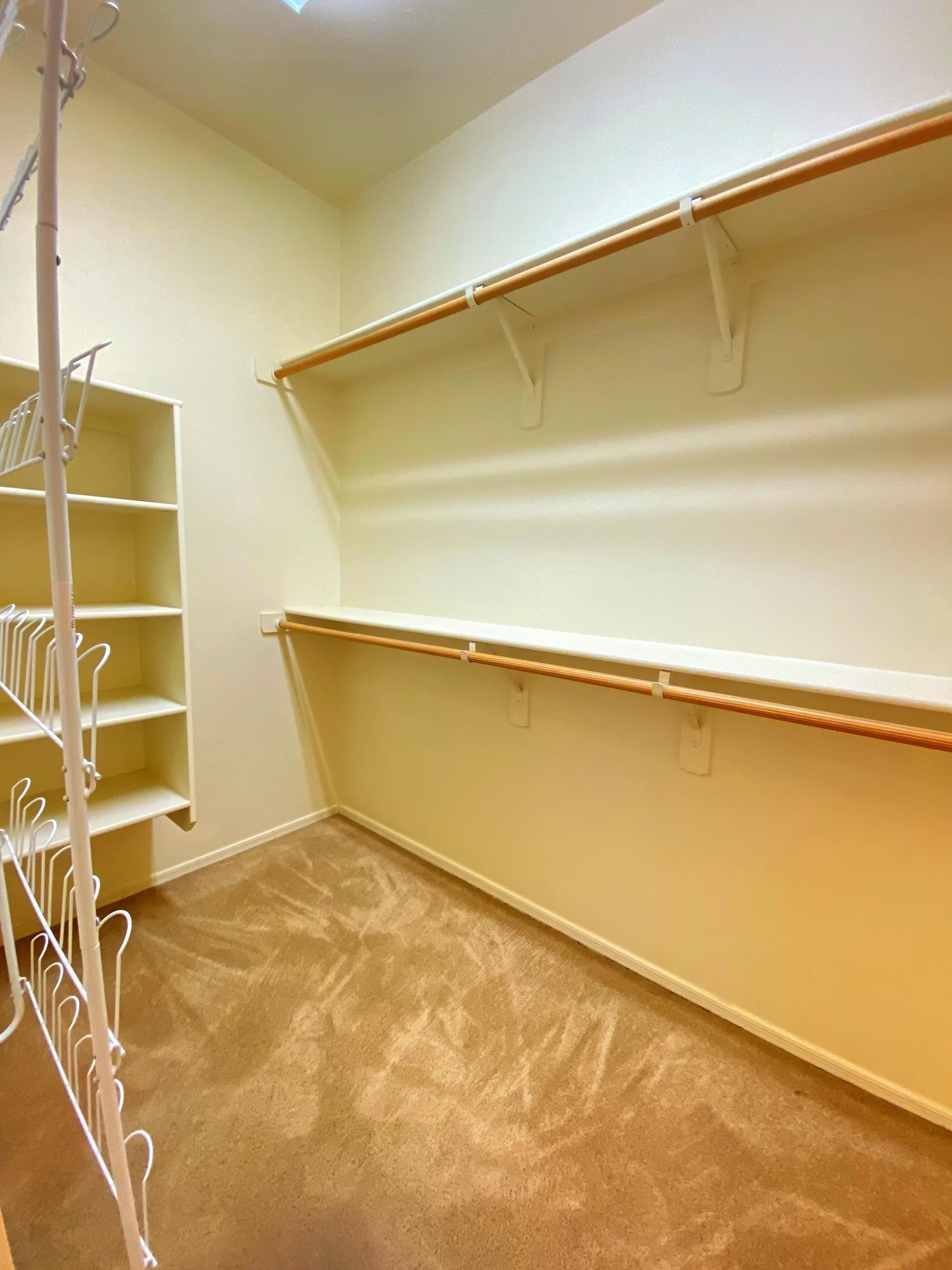De Anza Links (1-22) - Residential