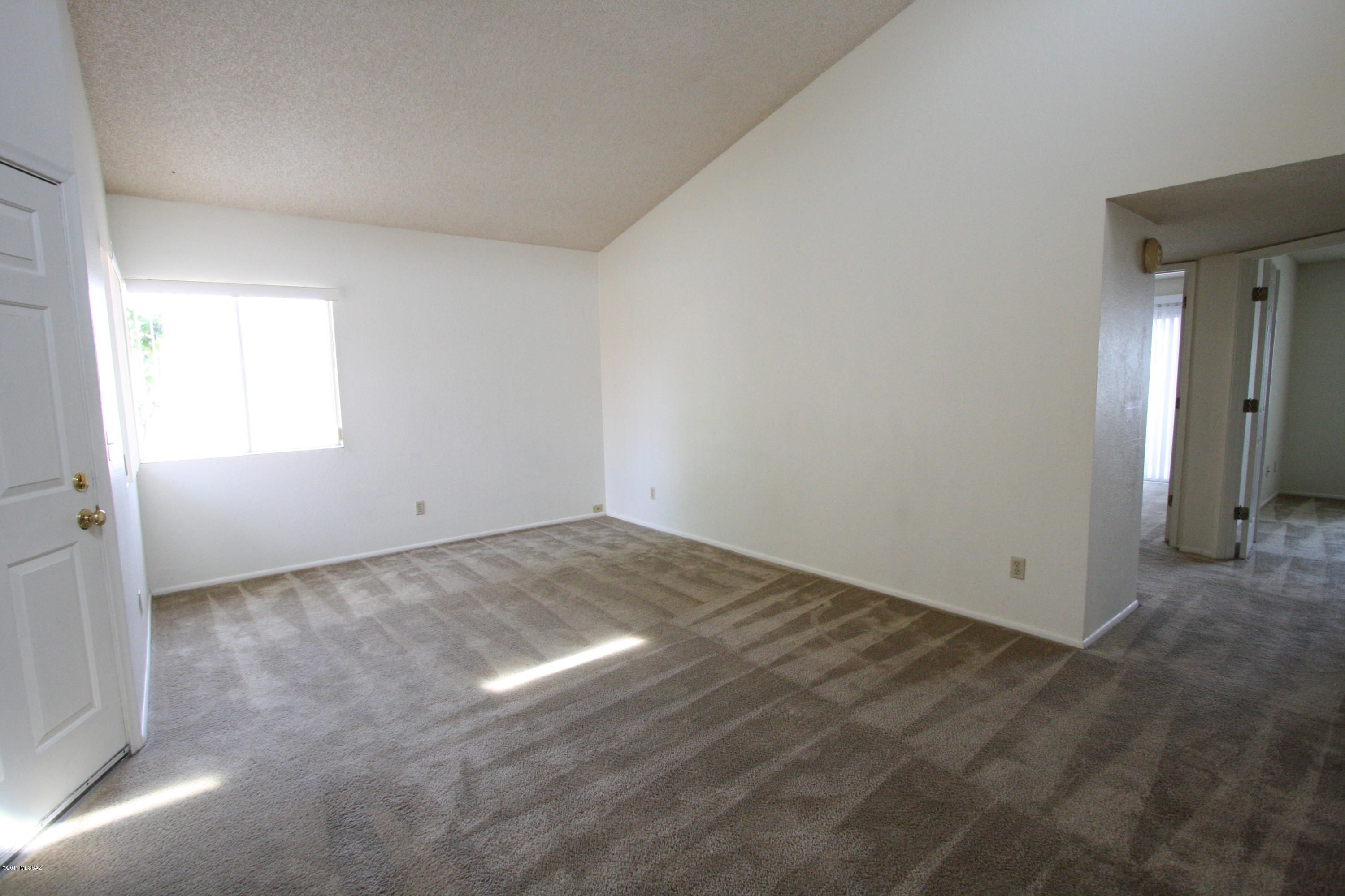 La Serena Townhouses (1-25) - Residential Lease