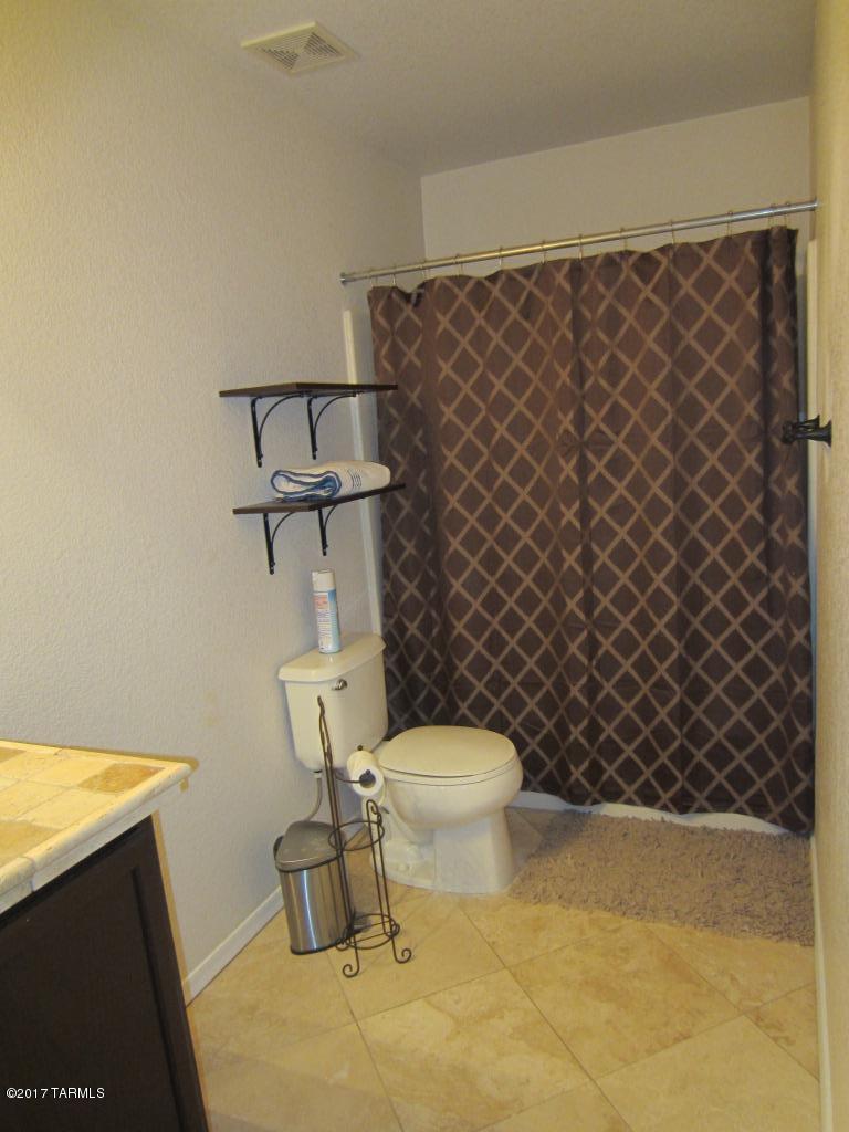 Arroyo Vista (1-166) - Residential