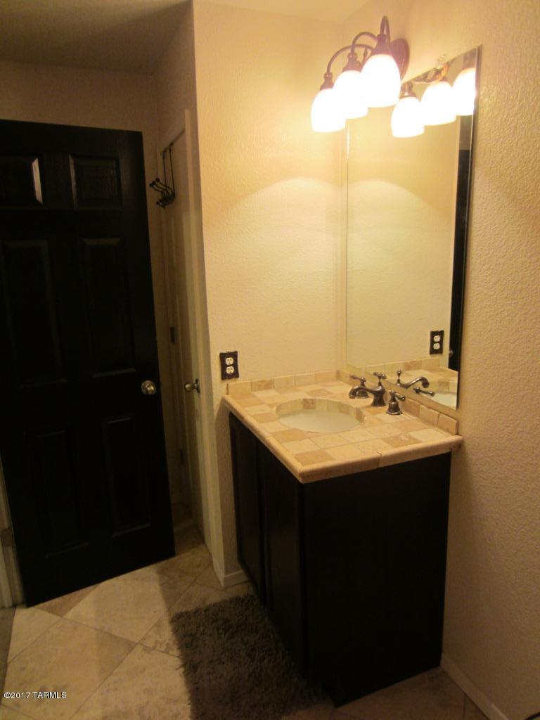 Arroyo Vista (1-166) - Residential