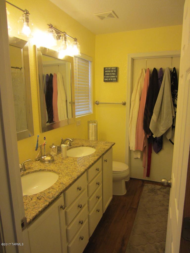 Arroyo Vista (1-166) - Residential