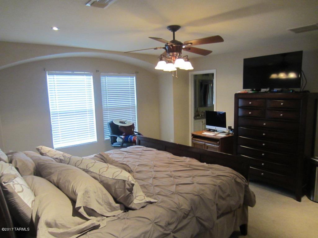 Arroyo Vista (1-166) - Residential