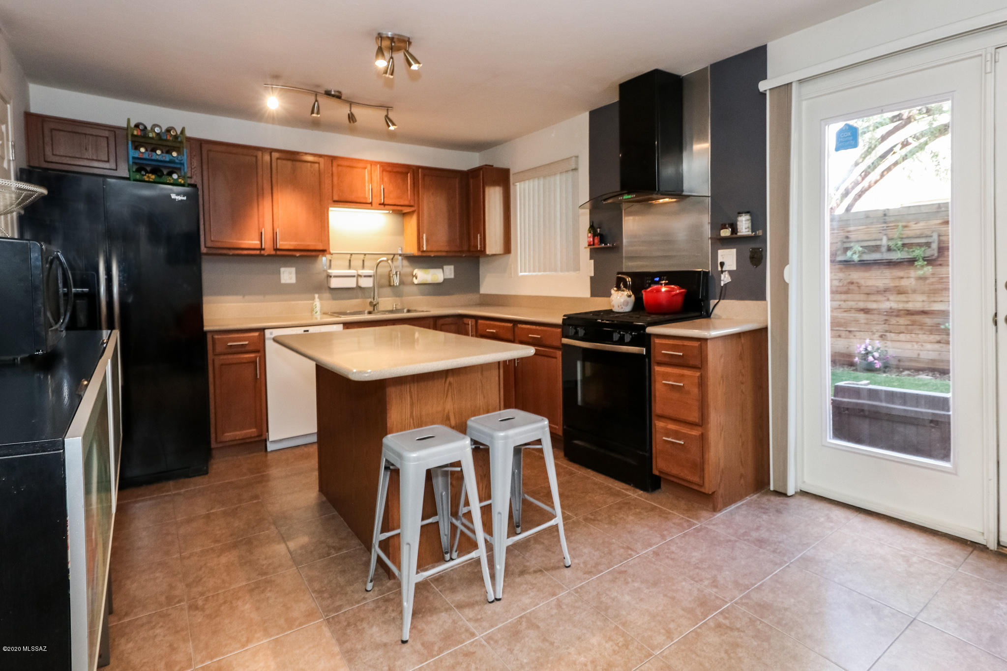 Villa Venice Condos - Residential