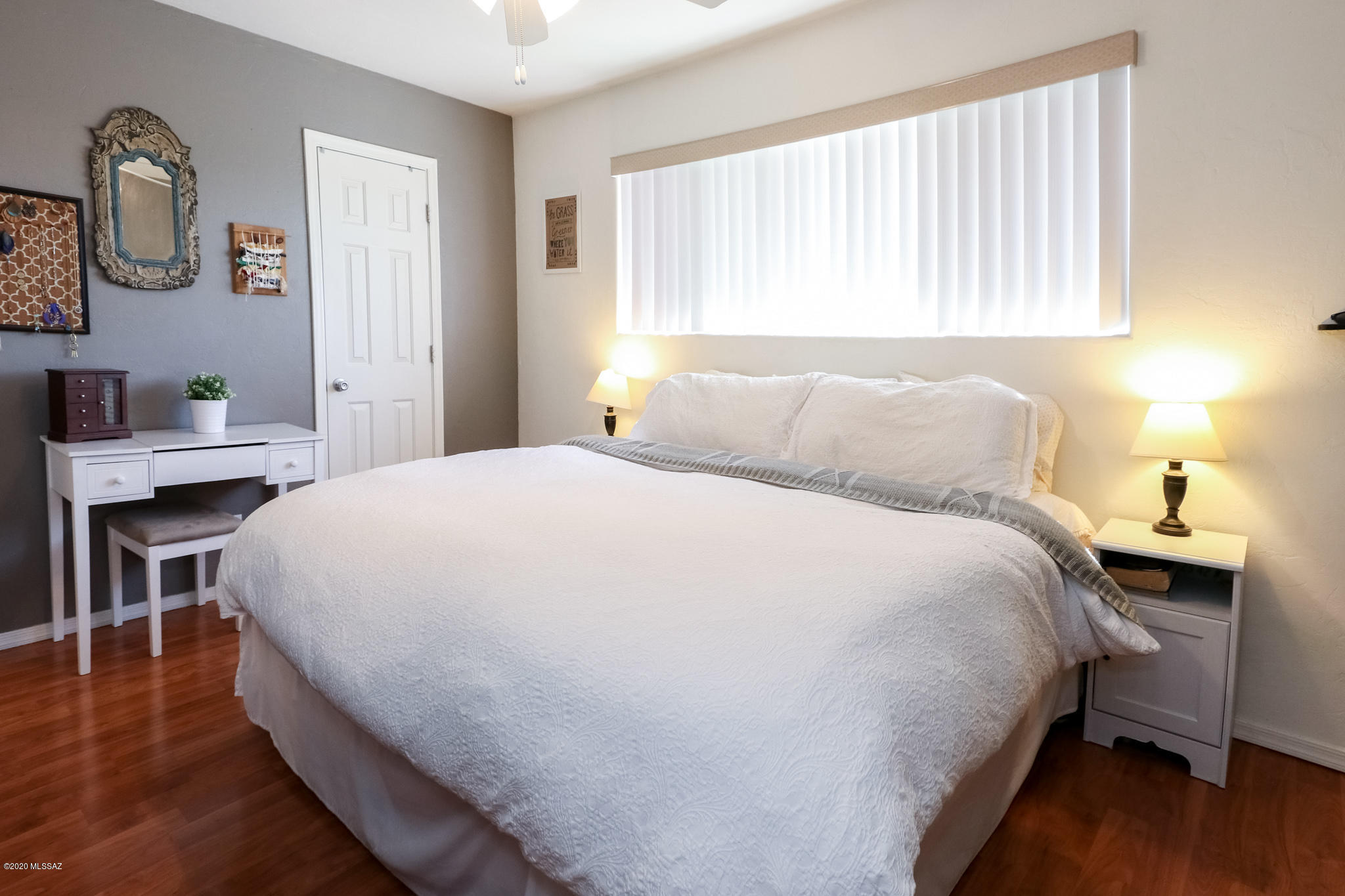 Villa Venice Condos - Residential