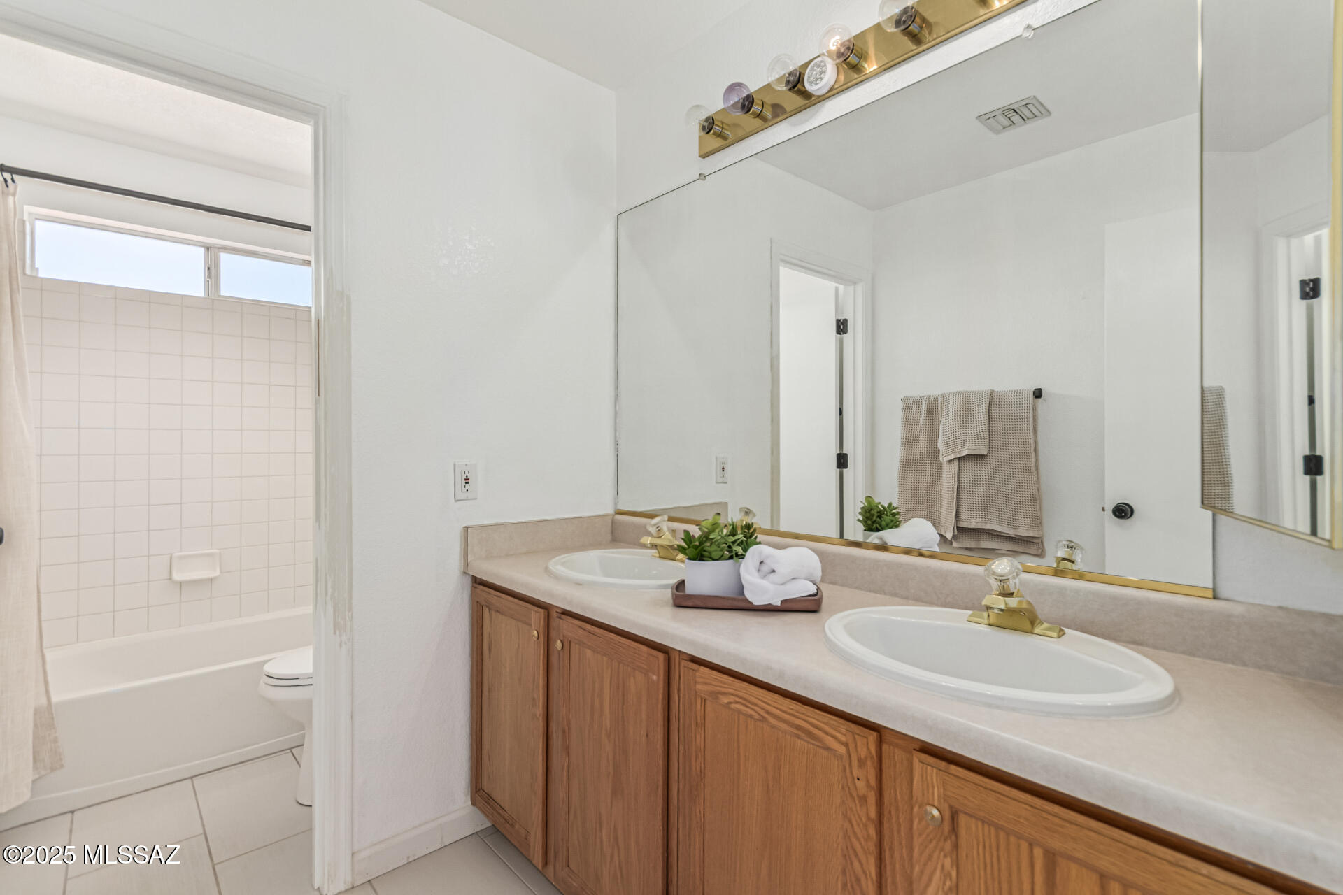 Silver Pass (1-276) - Residential