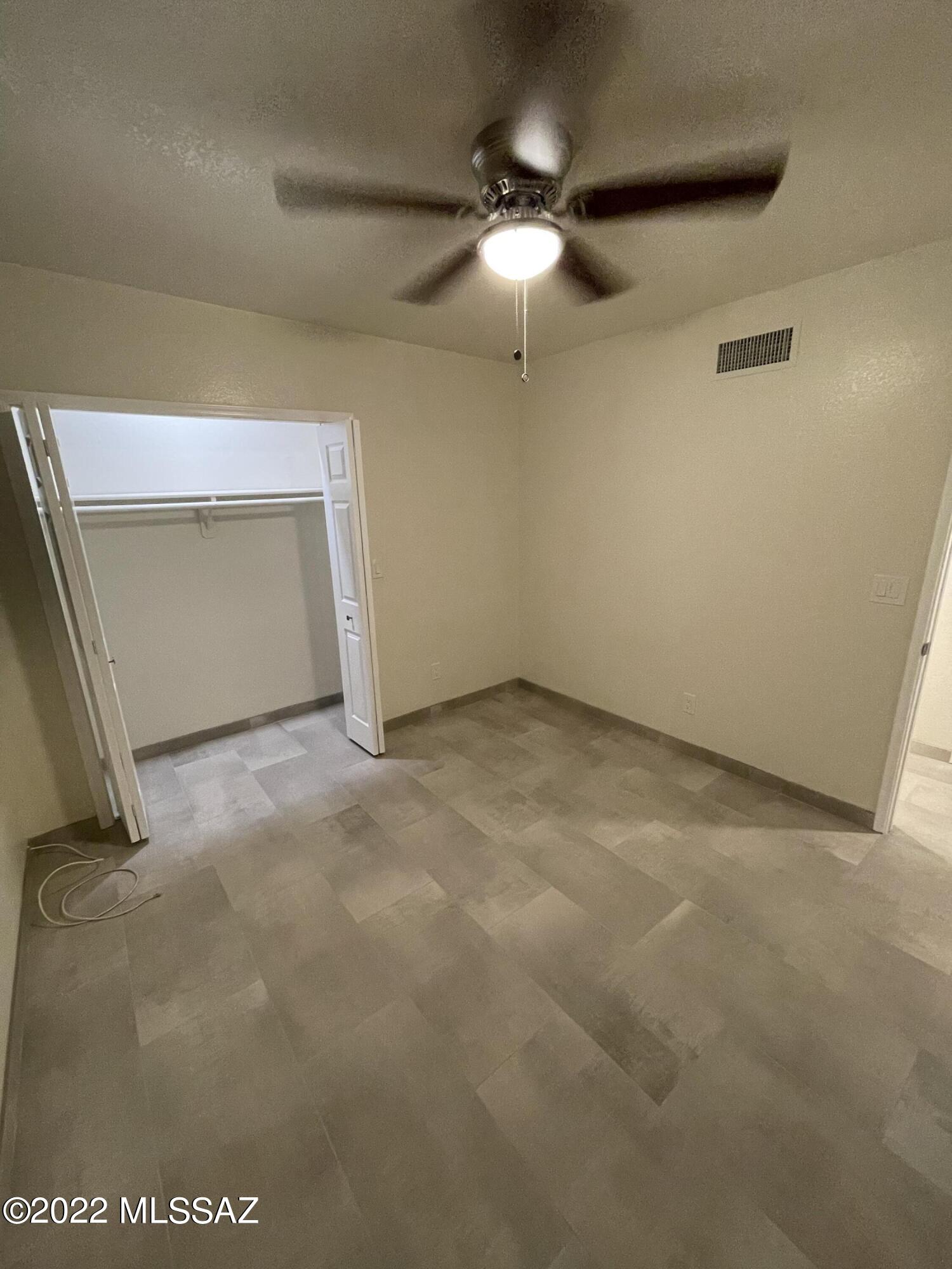 Tres Lomas North 3  (1-81) - Residential Lease