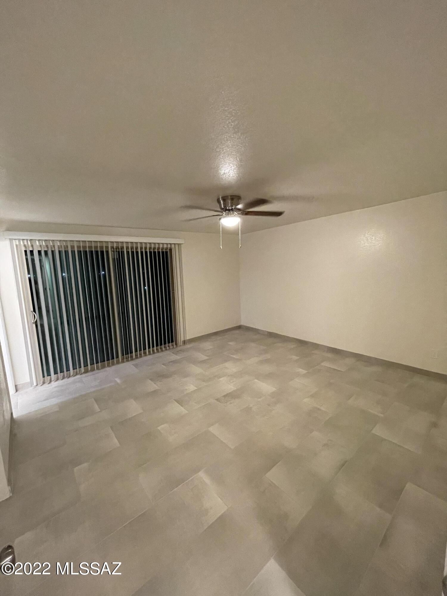 Tres Lomas North 3  (1-81) - Residential Lease
