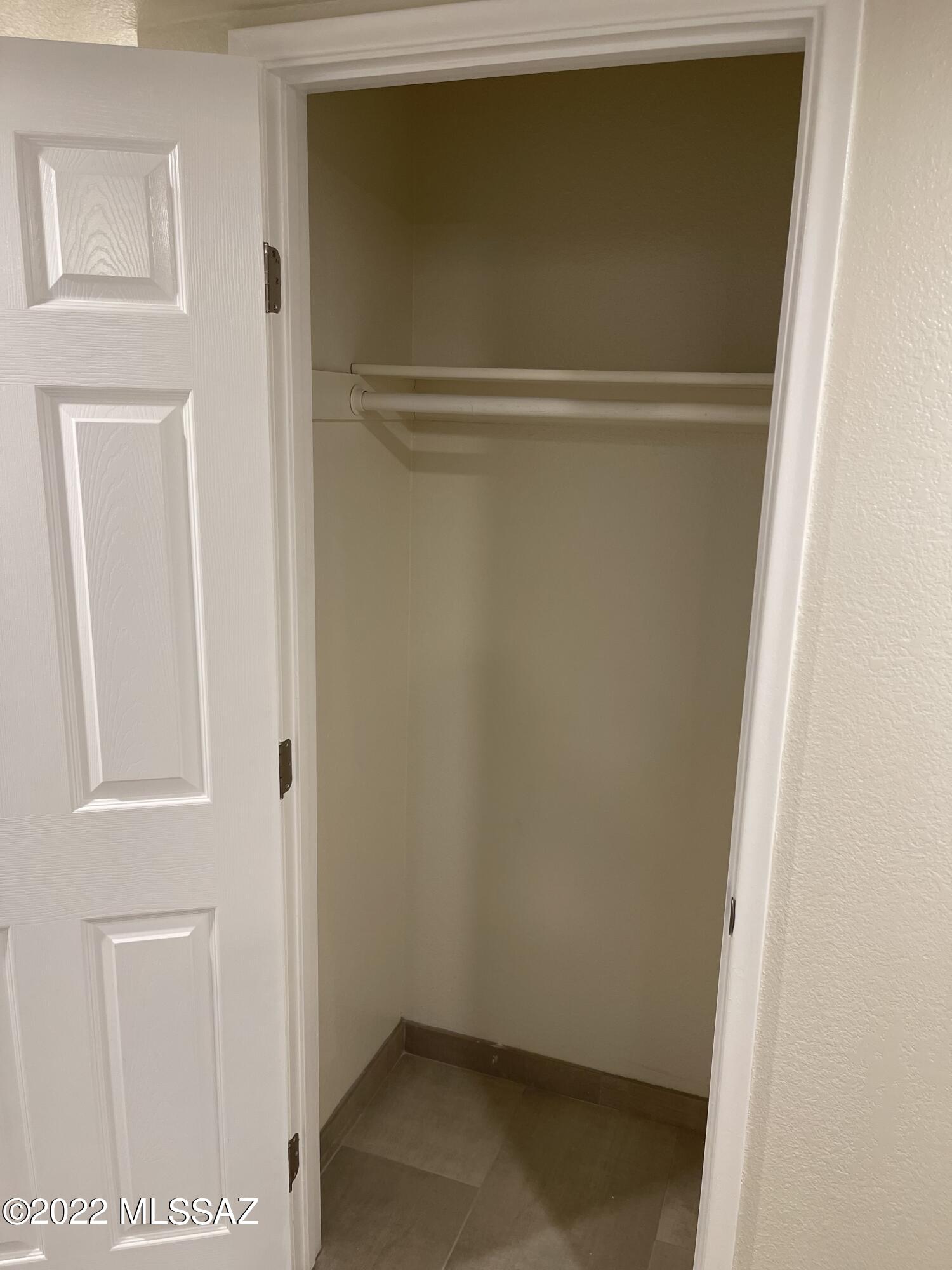 Tres Lomas North 3  (1-81) - Residential Lease