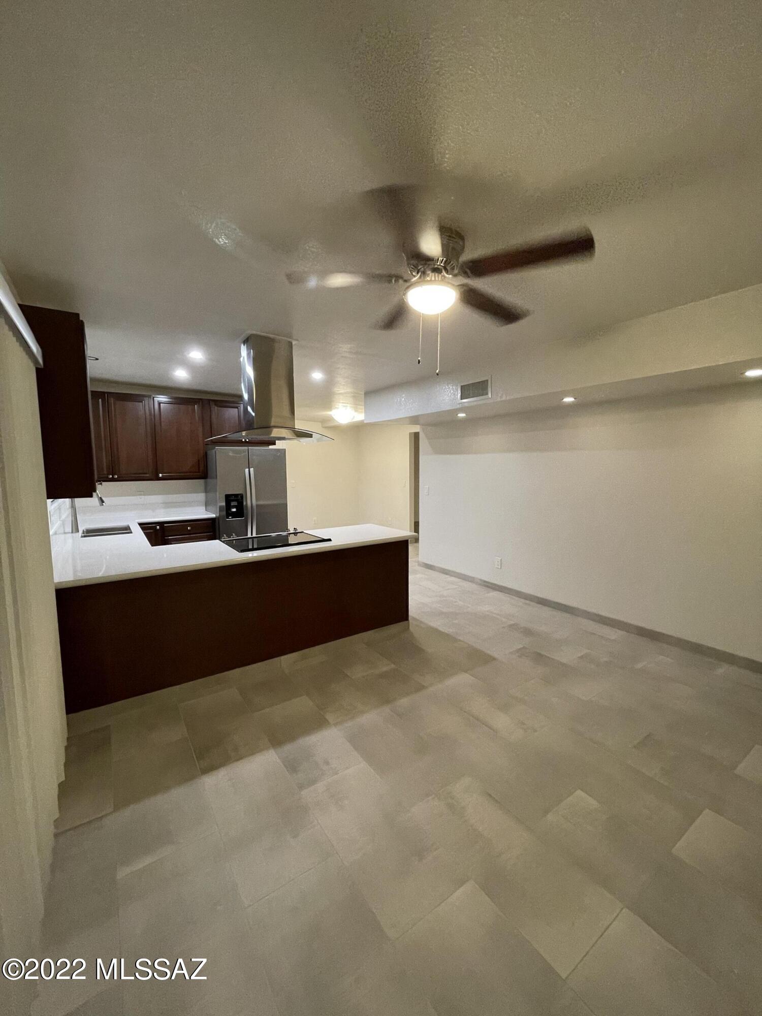 Tres Lomas North 3  (1-81) - Residential Lease
