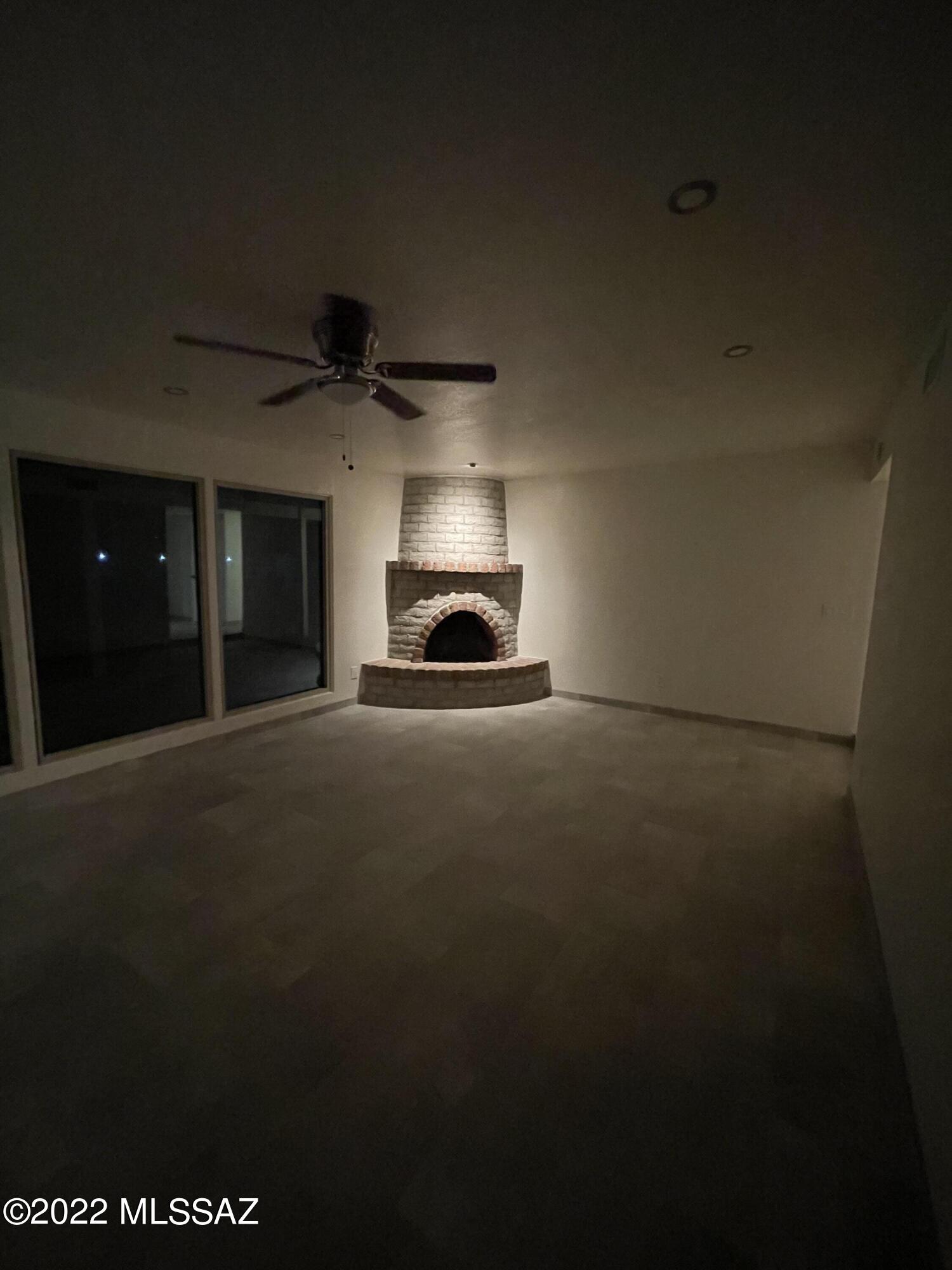 Tres Lomas North 3  (1-81) - Residential Lease