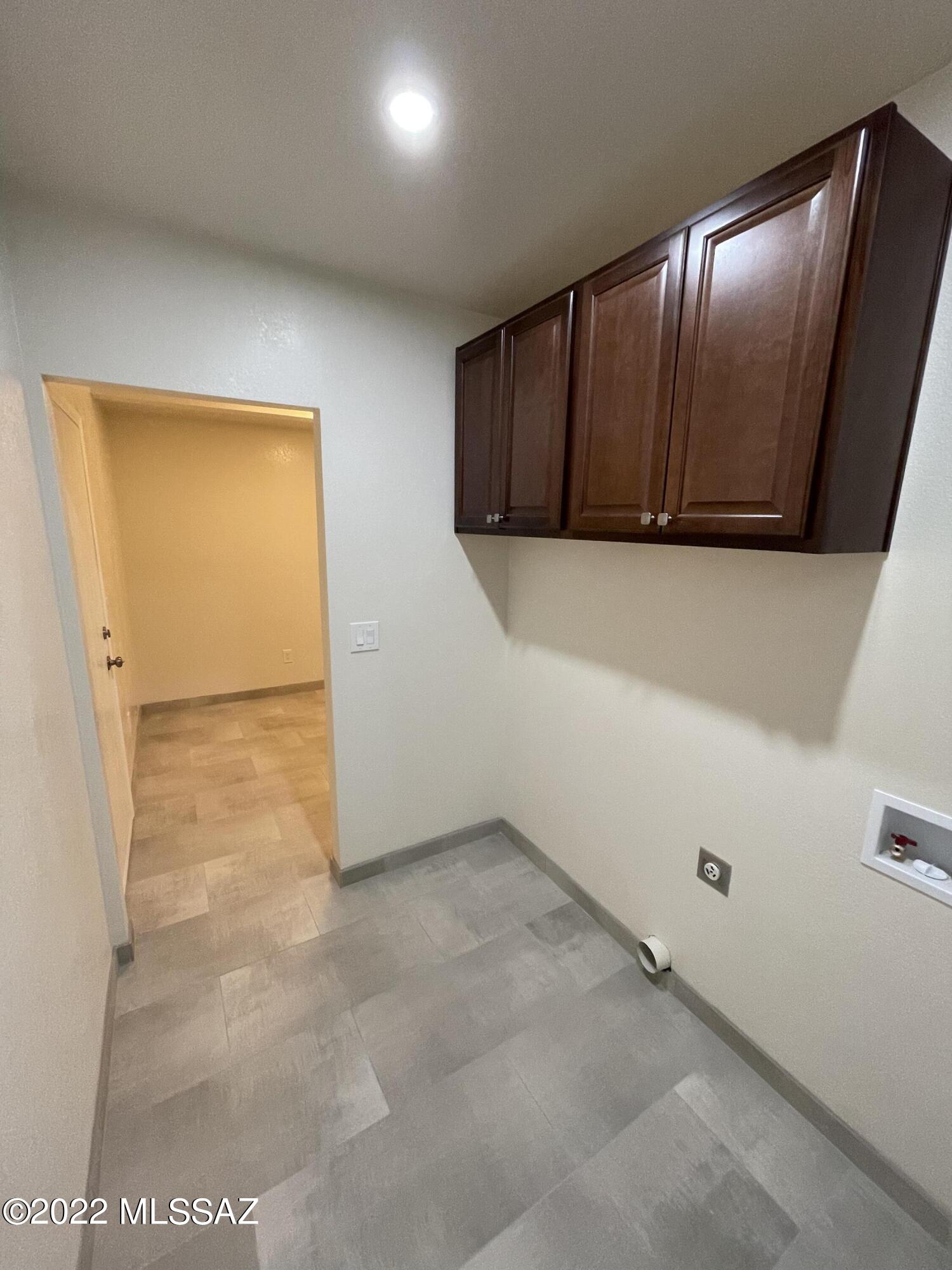 Tres Lomas North 3  (1-81) - Residential Lease