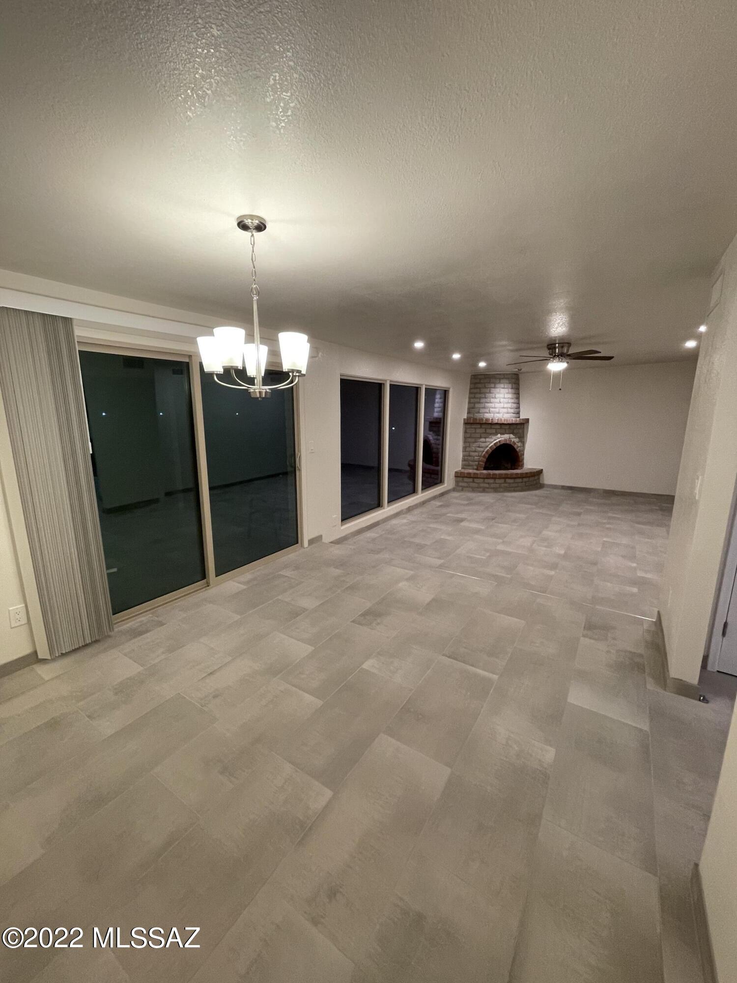 Tres Lomas North 3  (1-81) - Residential Lease