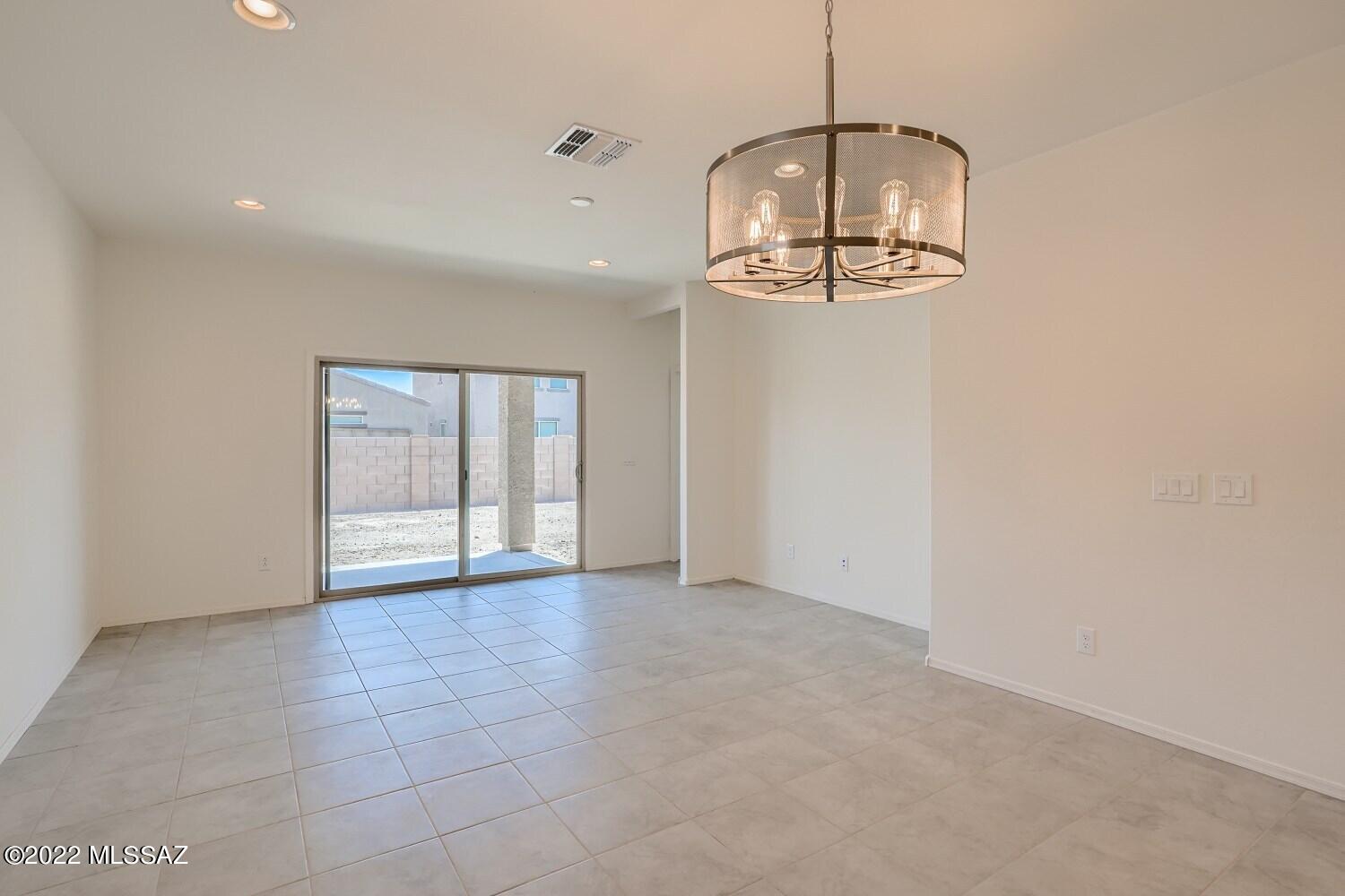 Gladden Farms BLK 10 (1-84) - Residential Lease