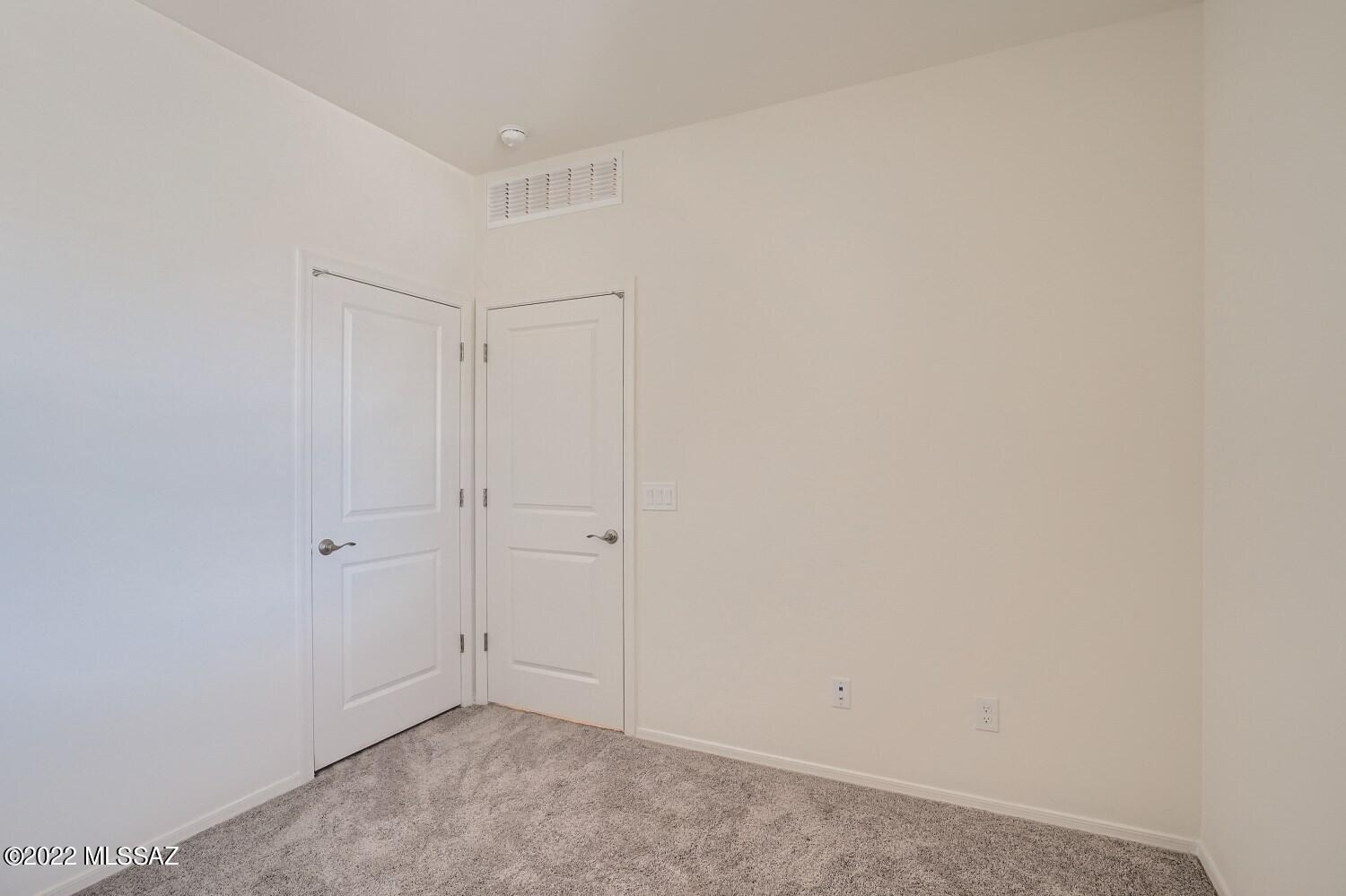 Gladden Farms BLK 10 (1-84) - Residential Lease