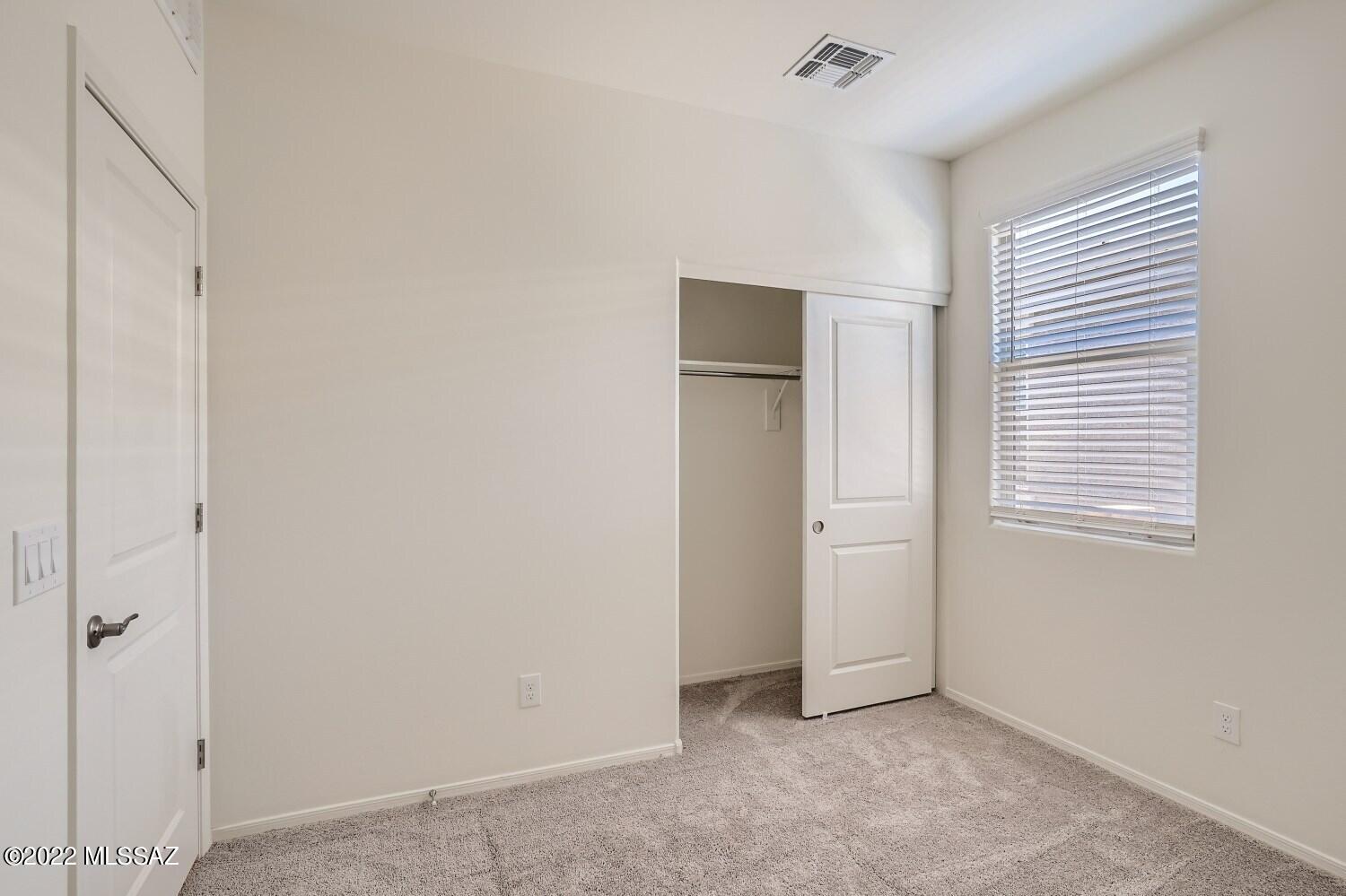 Gladden Farms BLK 10 (1-84) - Residential Lease