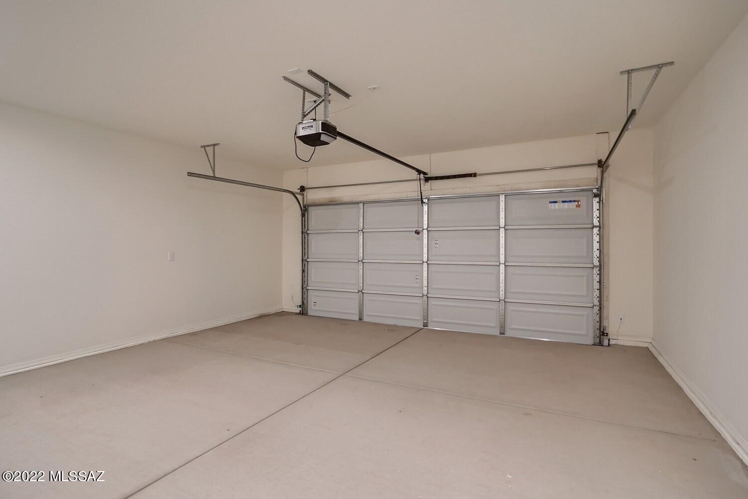 Gladden Farms BLK 10 (1-84) - Residential Lease