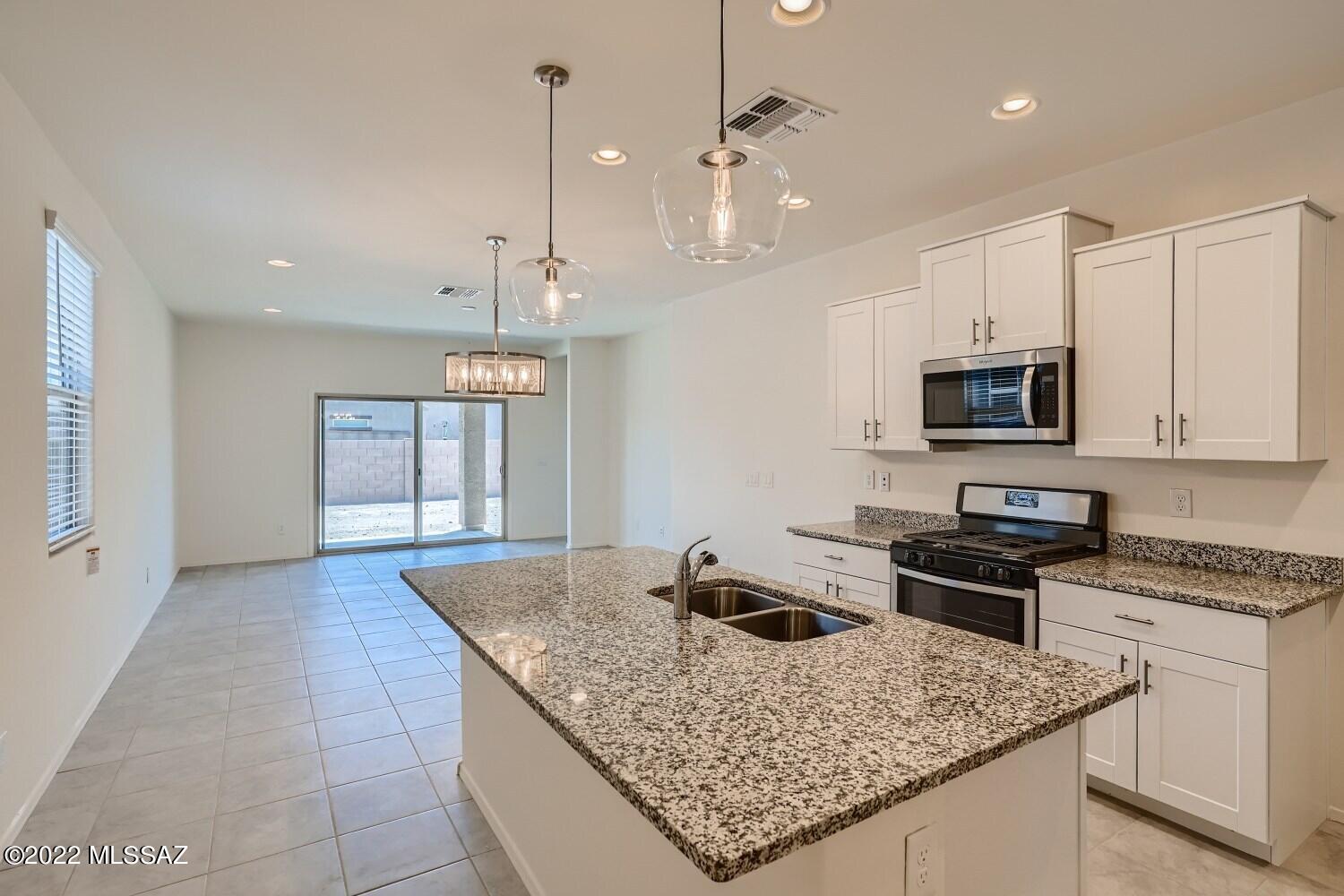 Gladden Farms BLK 10 (1-84) - Residential Lease
