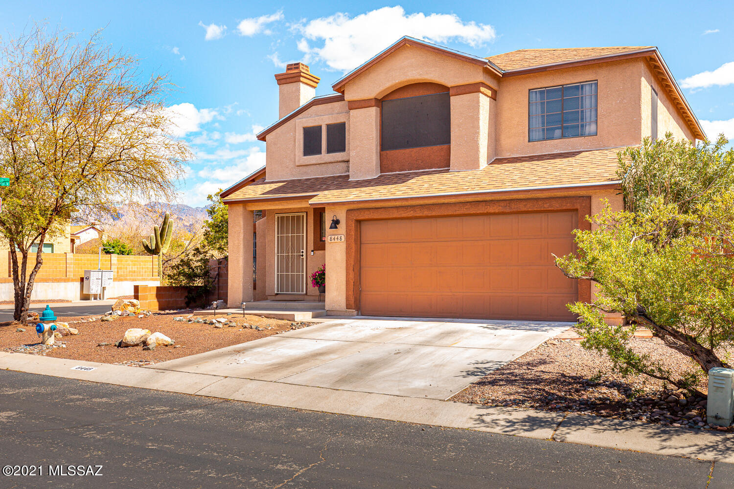 Country Club(1-221) - Residential