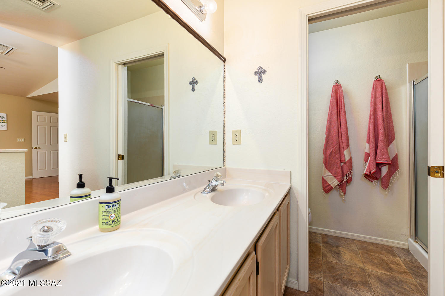 Country Club(1-221) - Residential