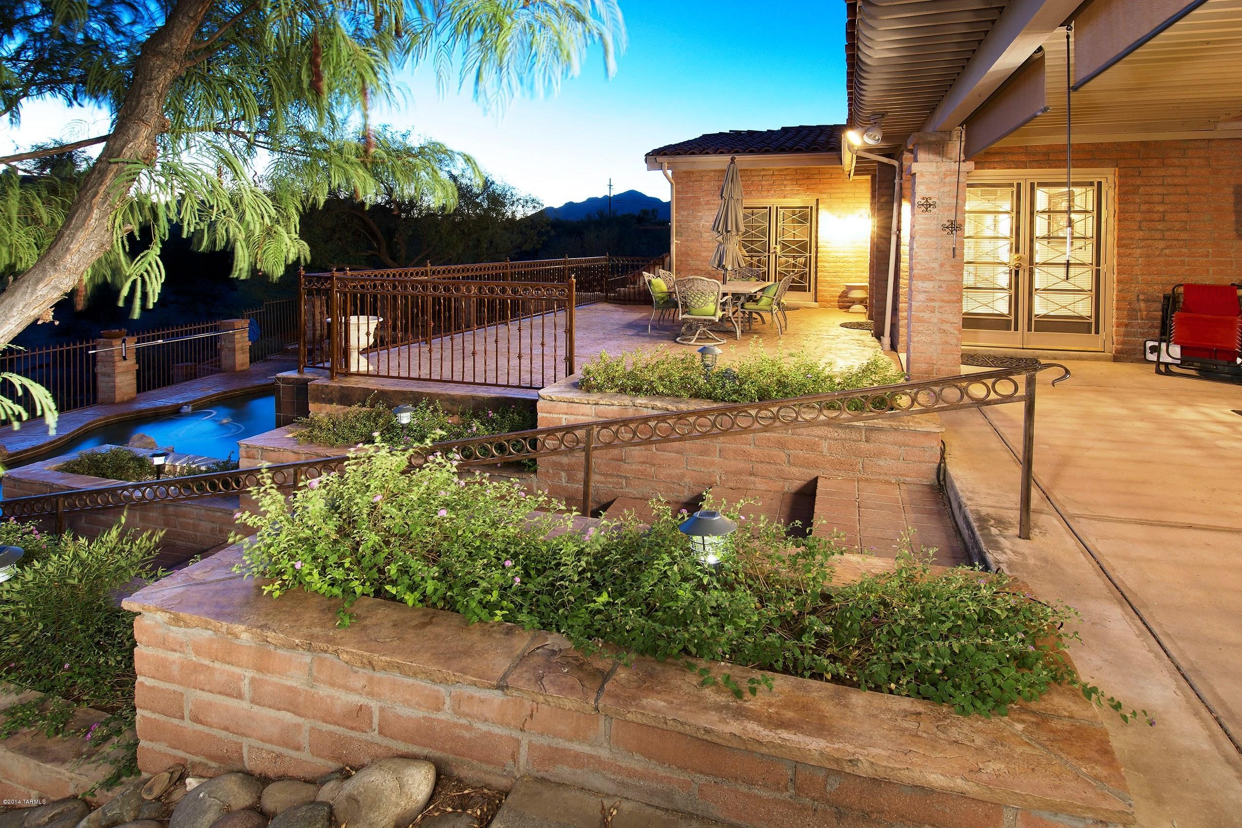 River Ridge (1-17) - Residential Lease