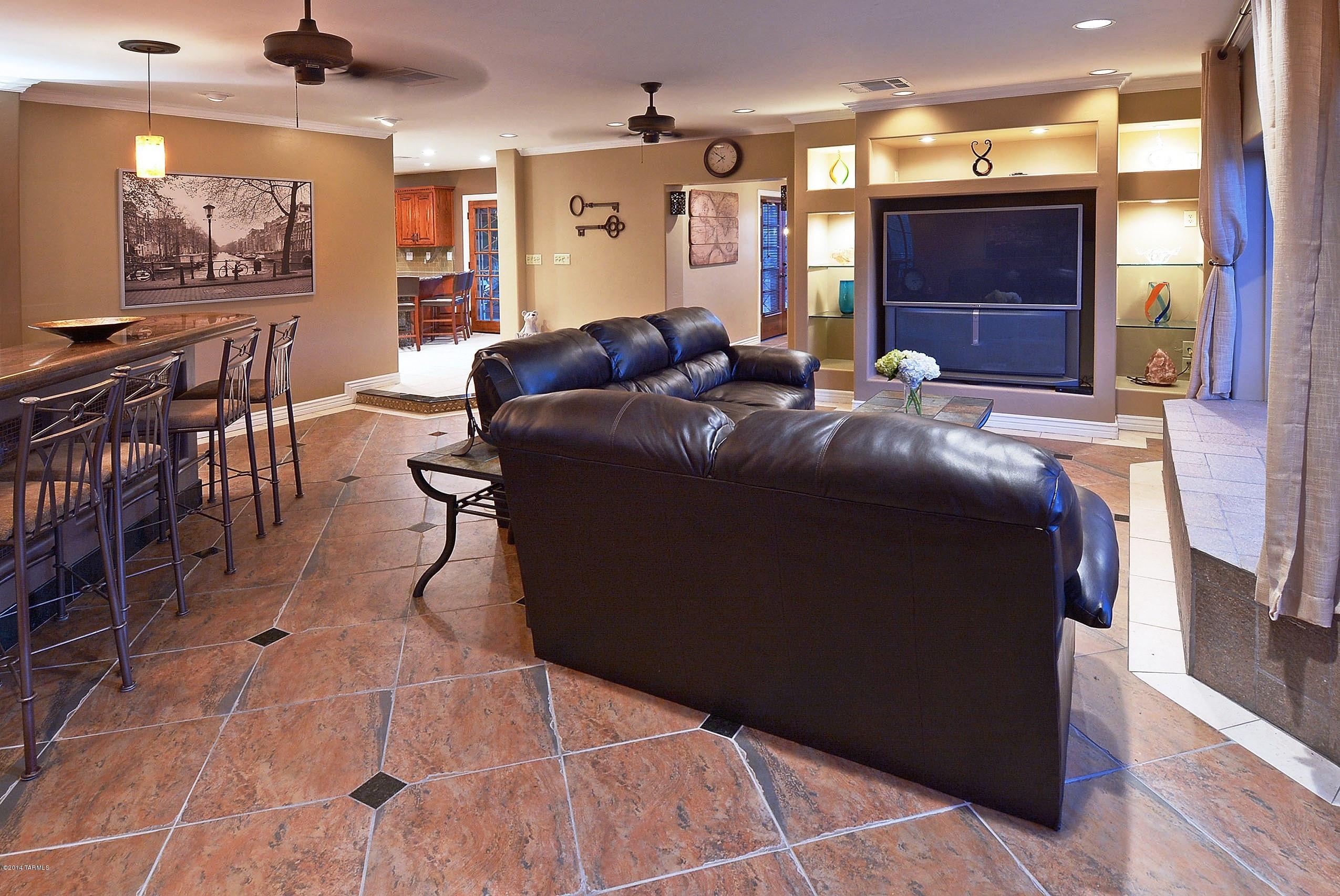 River Ridge (1-17) - Residential Lease