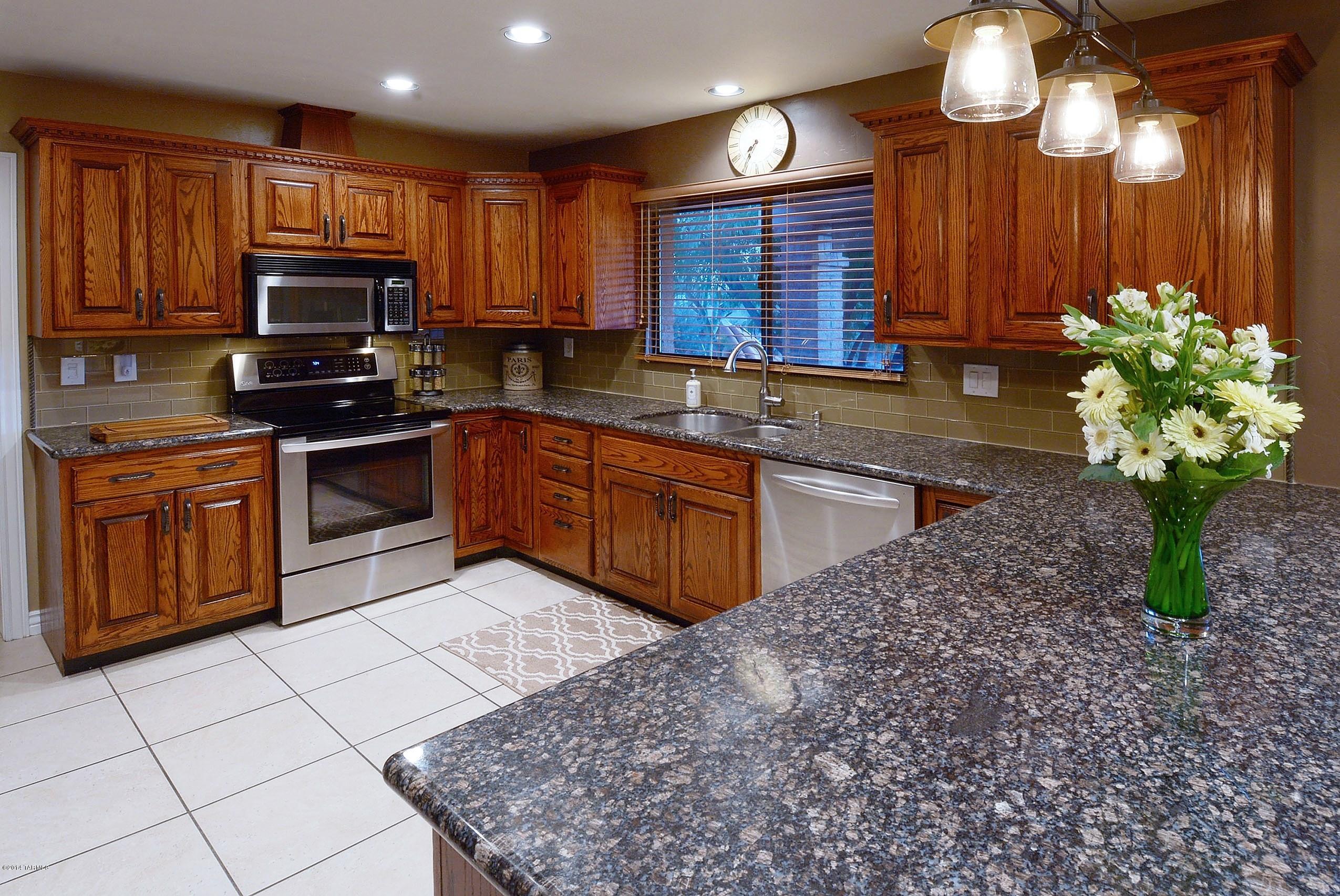 River Ridge (1-17) - Residential Lease