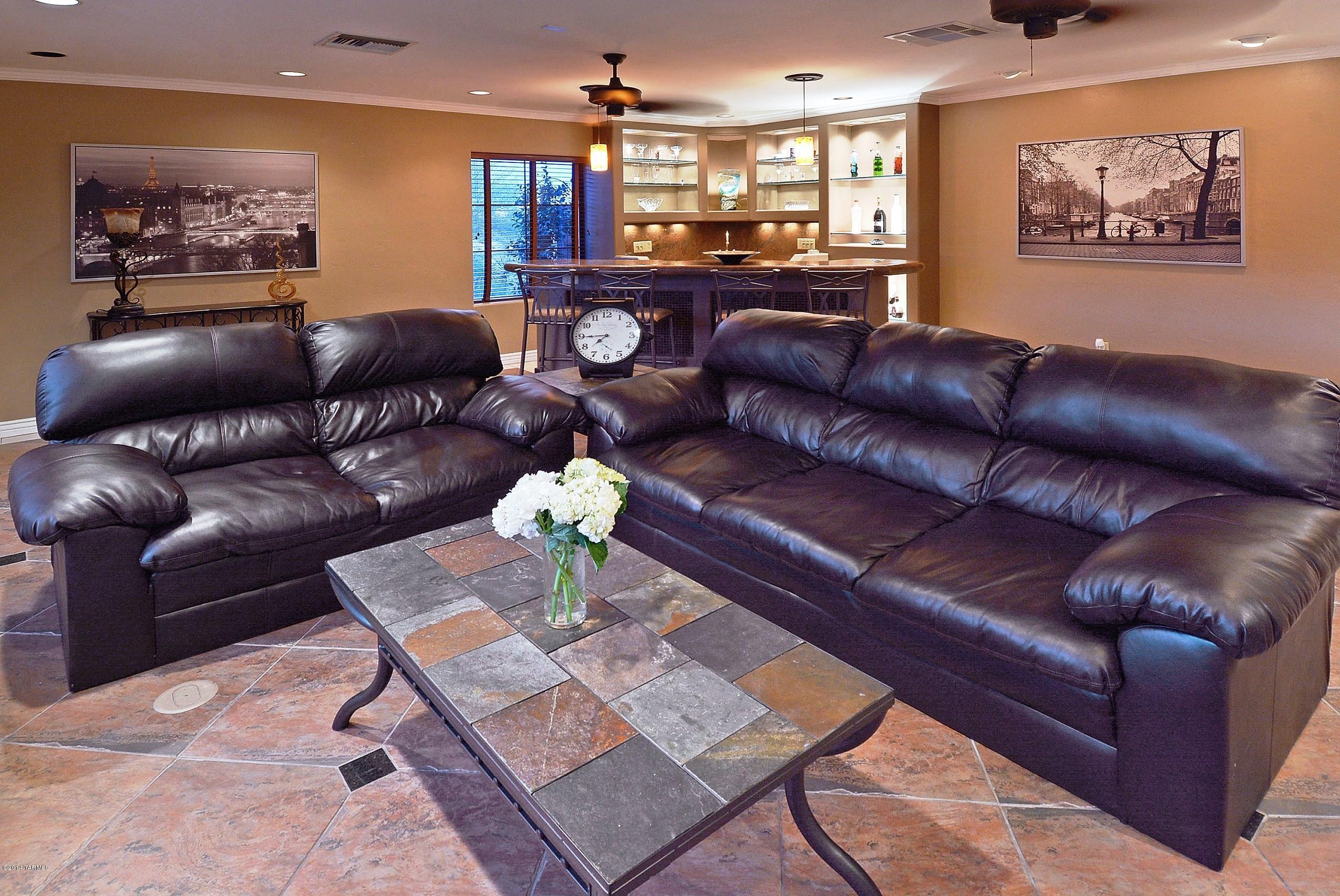 River Ridge (1-17) - Residential Lease