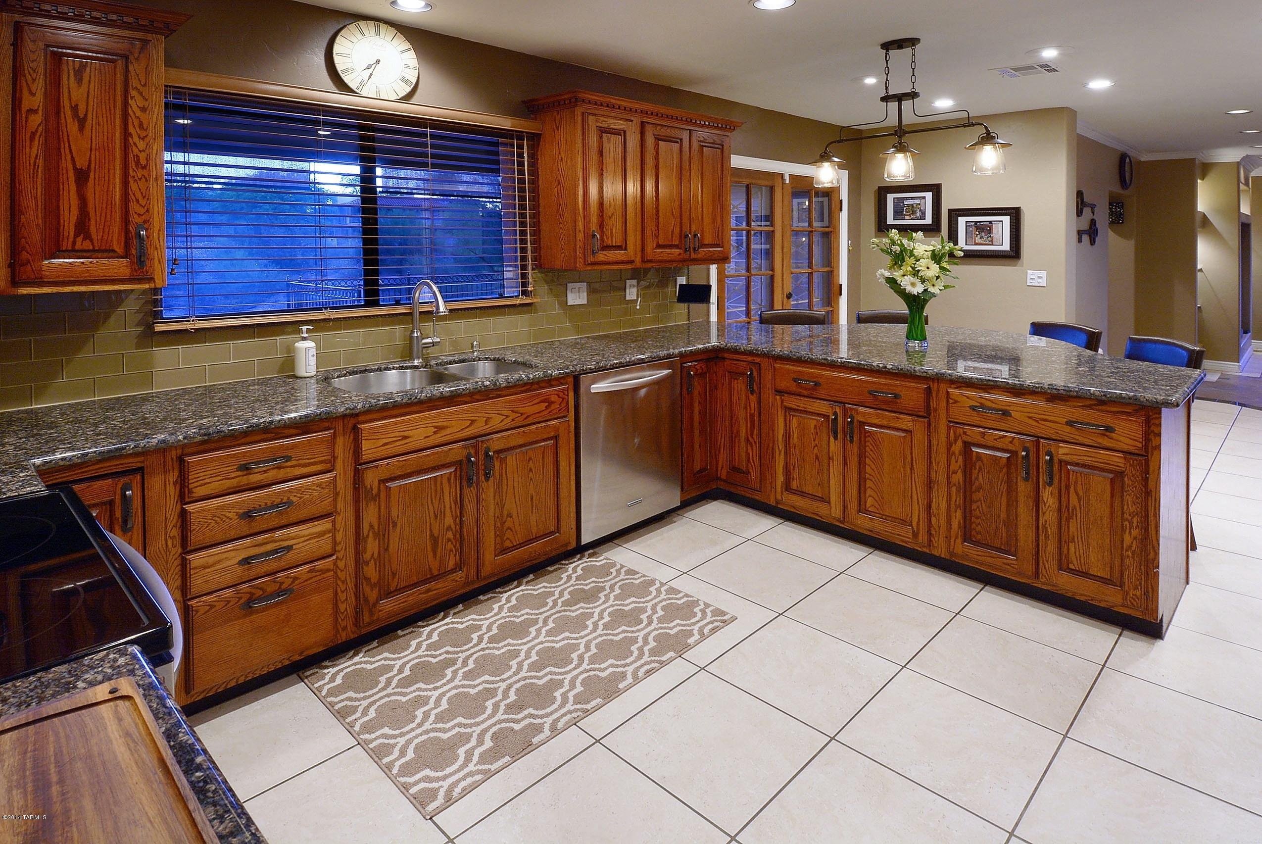 River Ridge (1-17) - Residential Lease