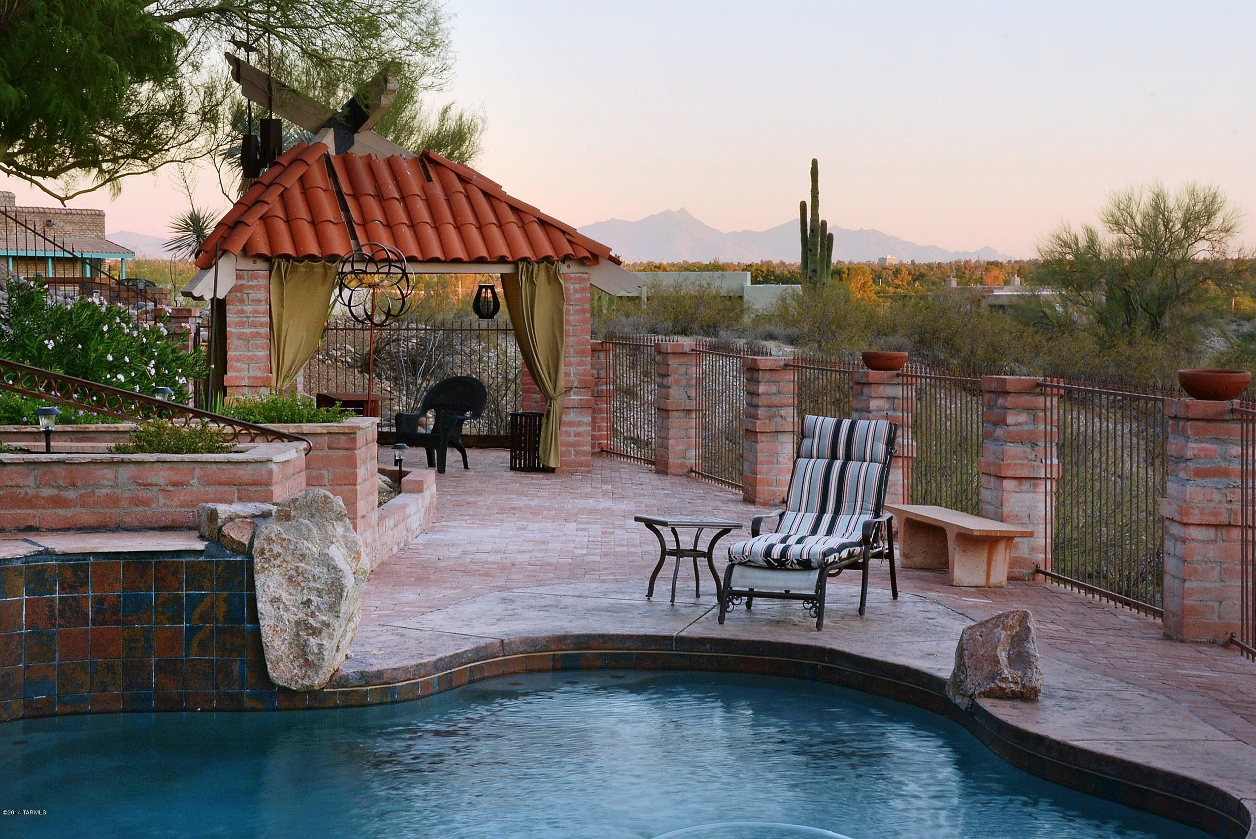 River Ridge (1-17) - Residential Lease