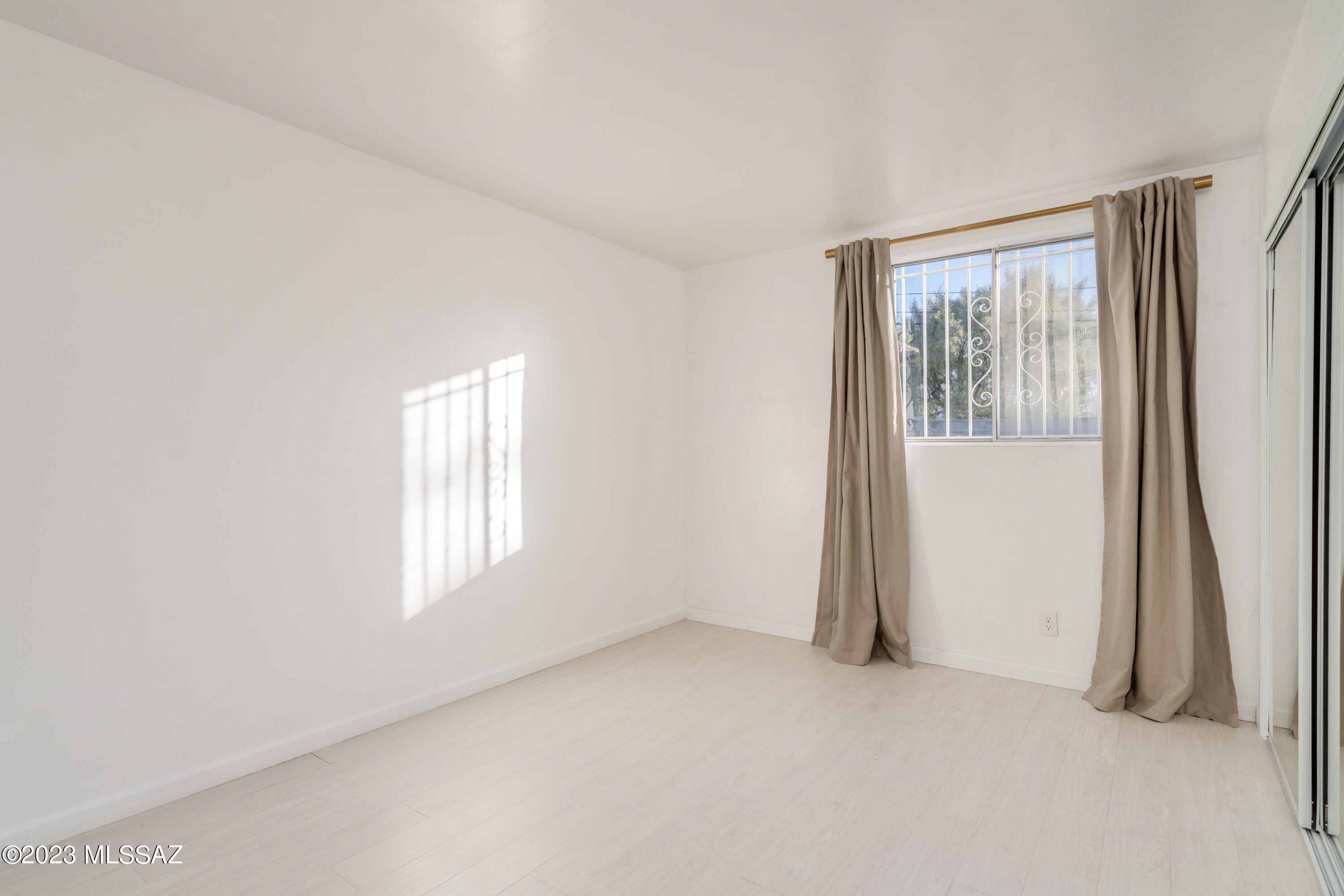 Sambee Gardens - Residential