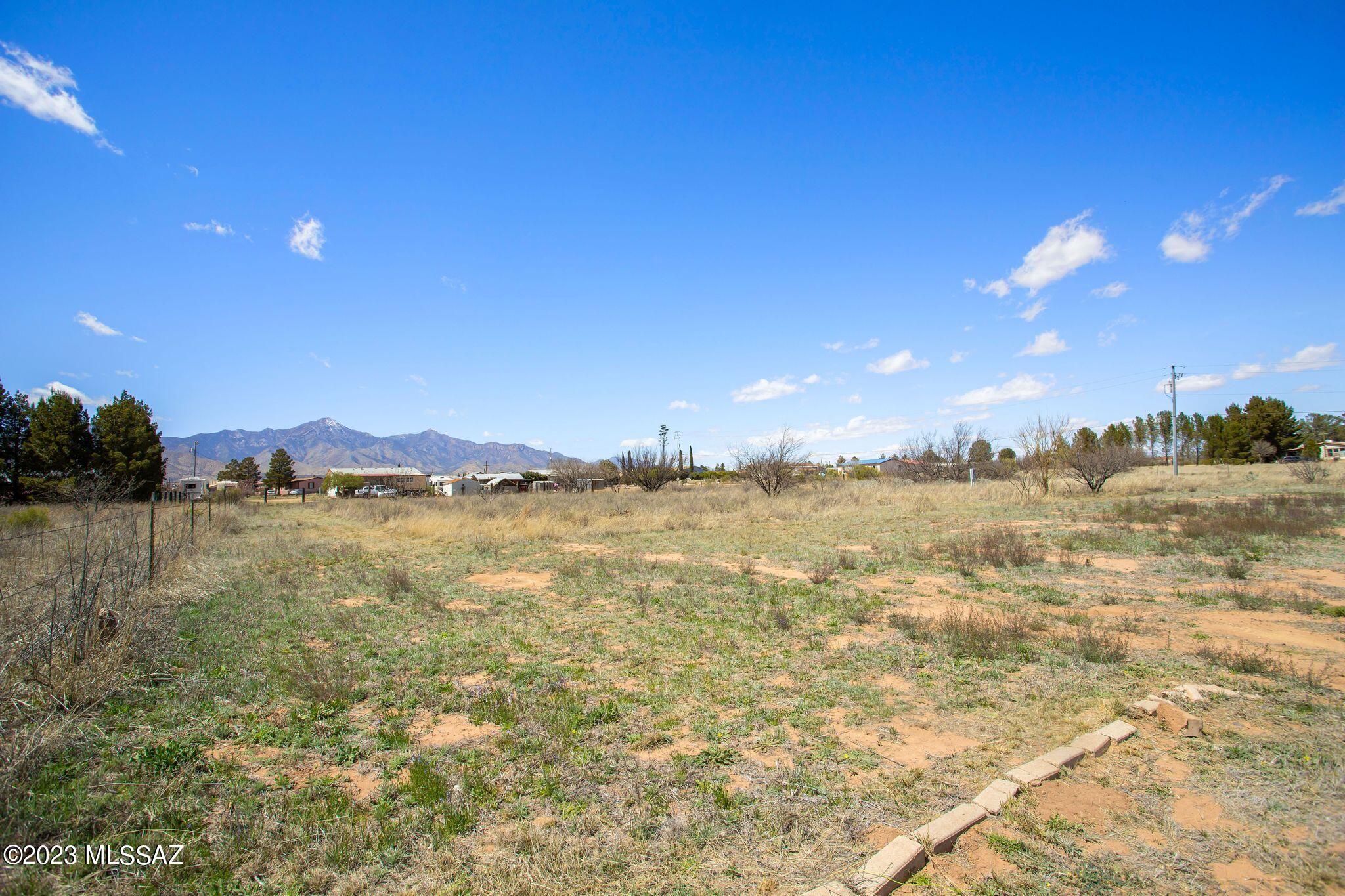 Raw land ready for your personal touch. Mountain views, 2.8 acres with natural dessert vegetation, awaiting your vision and dreams for this piece of land.