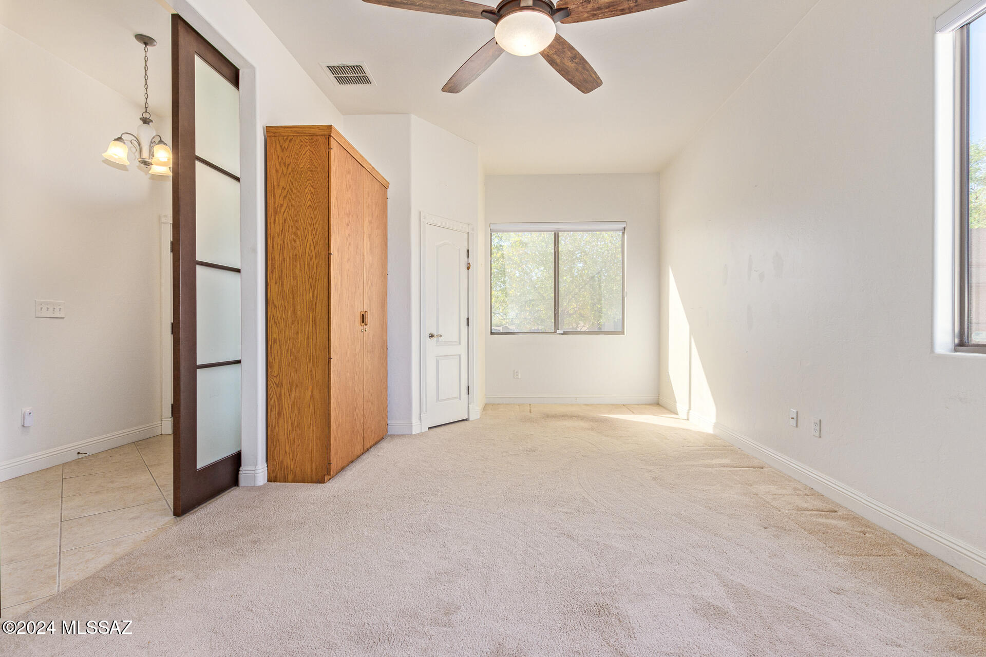 Black Horse (1-411) - Residential