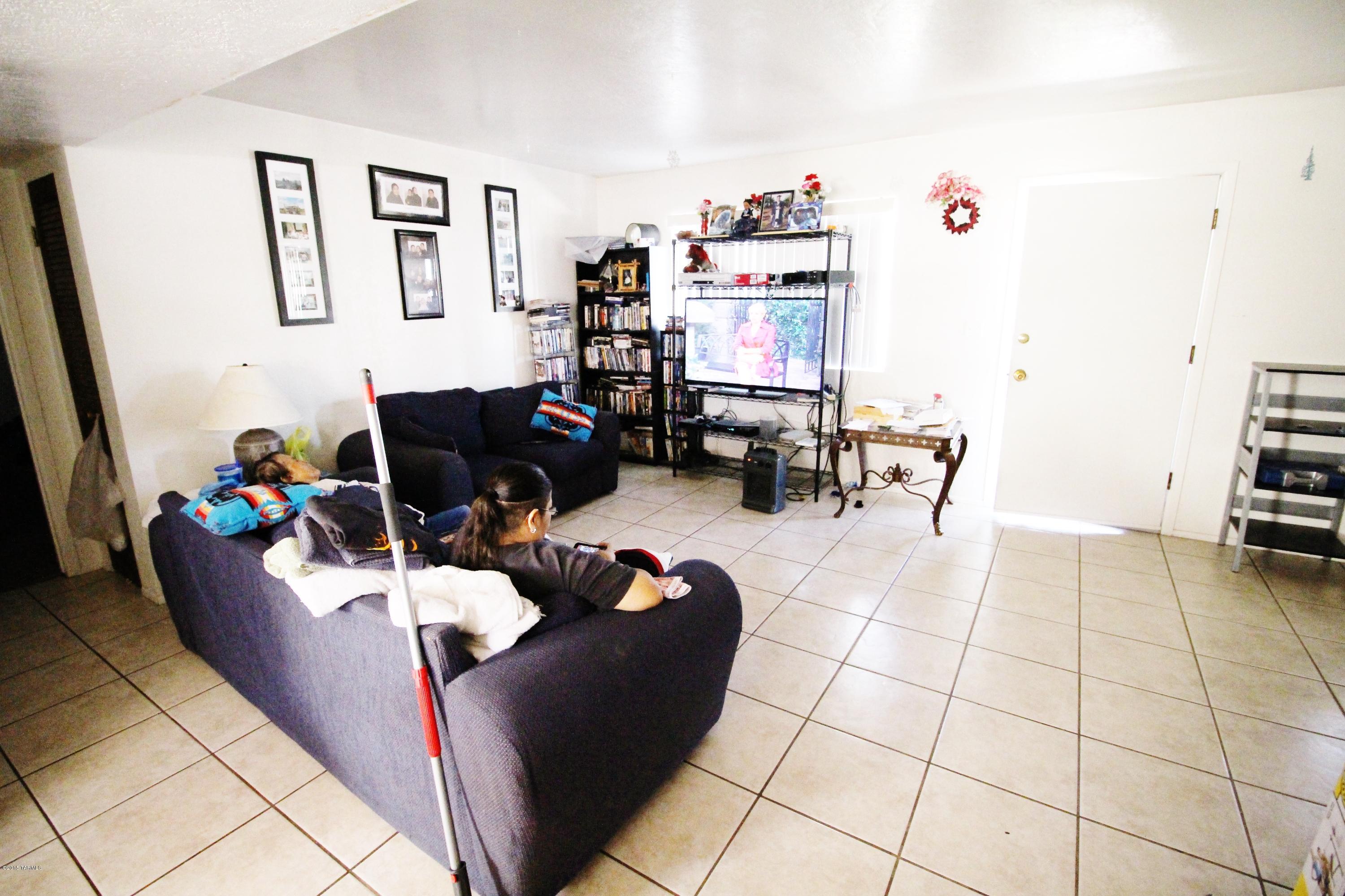 Unsubdivided - Residential Income