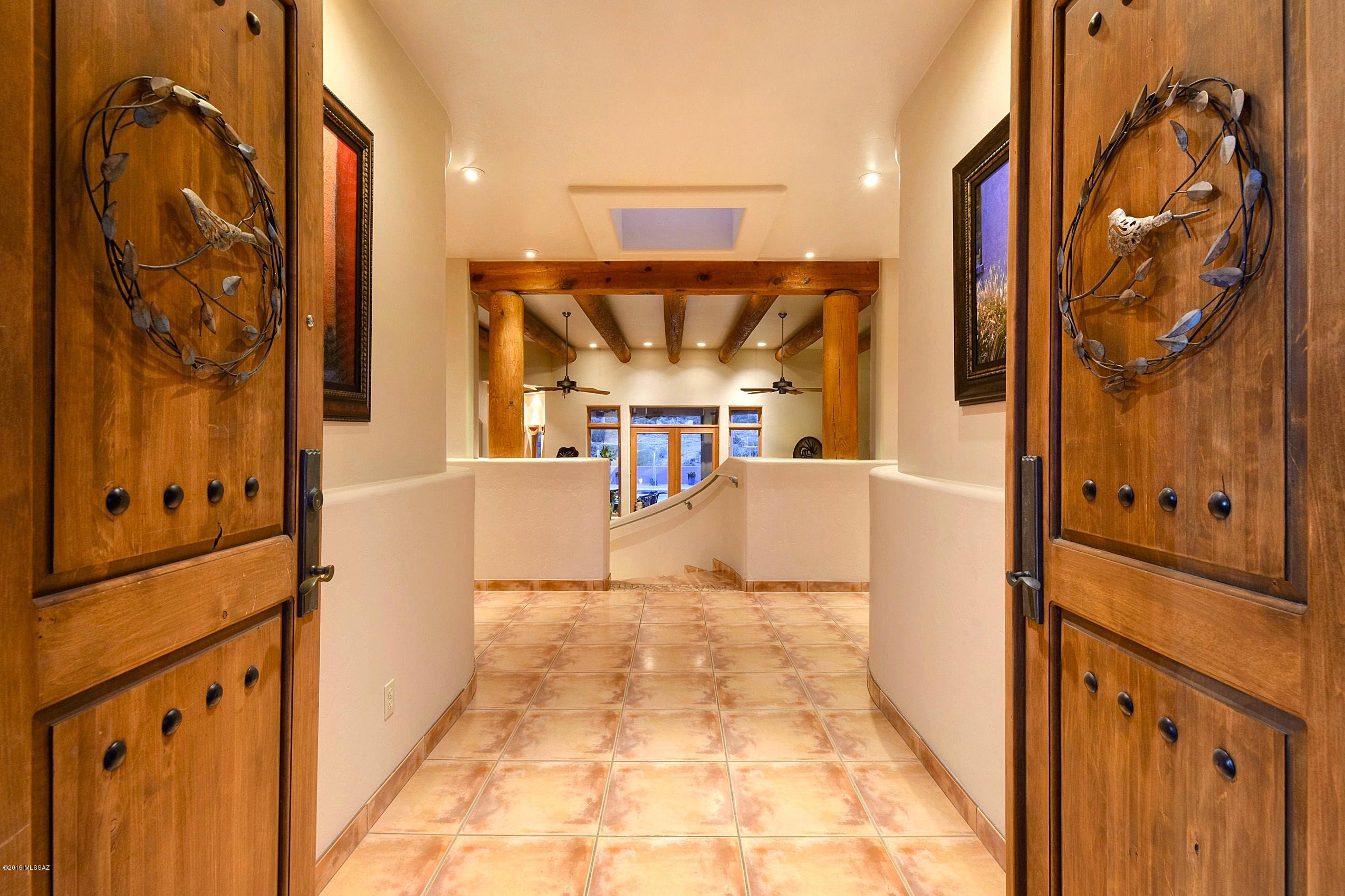 Los Arroyos Del Oeste (1-84) - Residential